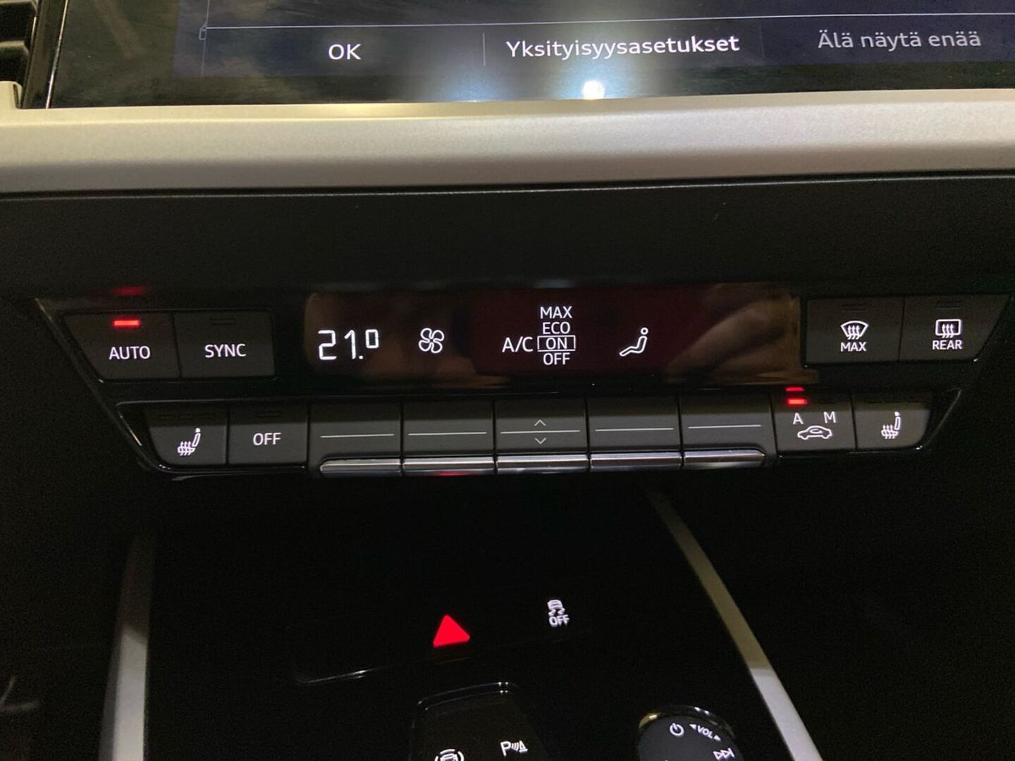AUDI Q4 e-tron 33