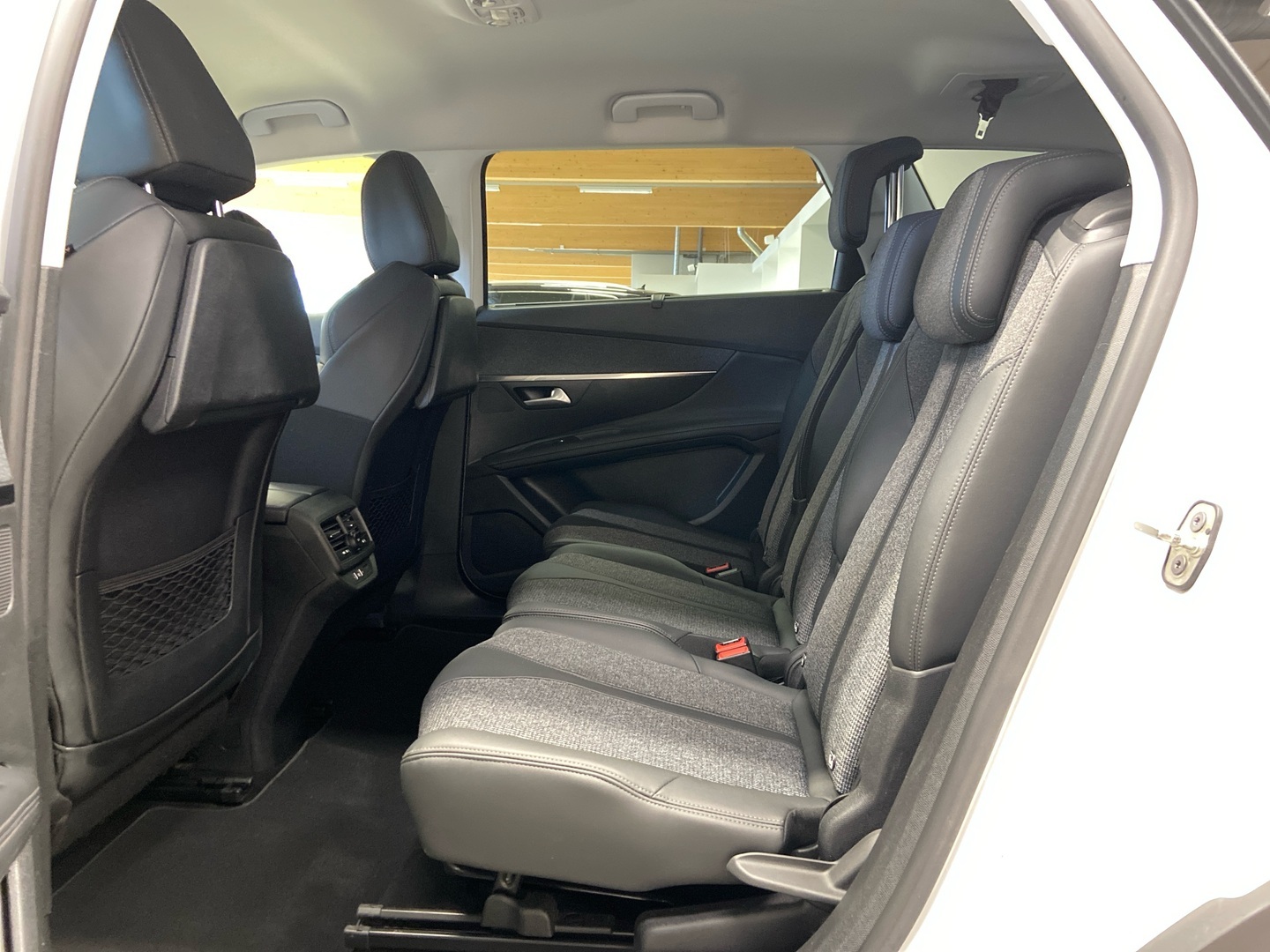PEUGEOT 5008 2019