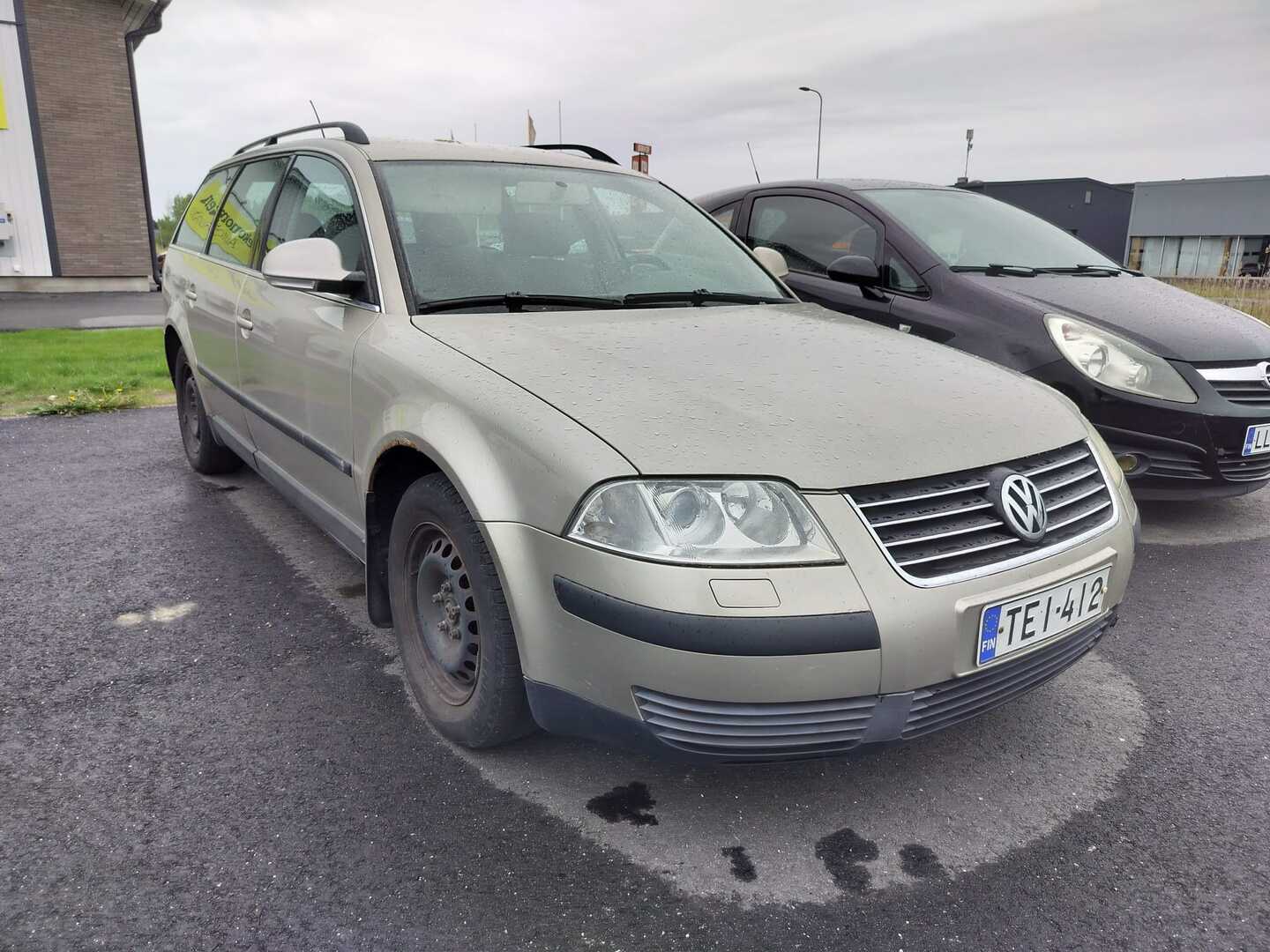 VOLKSWAGEN Passat 2005