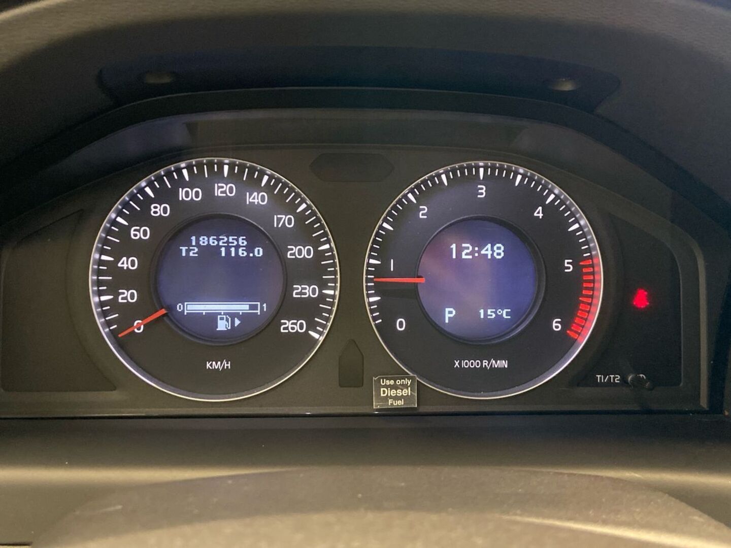 VOLVO V70 24