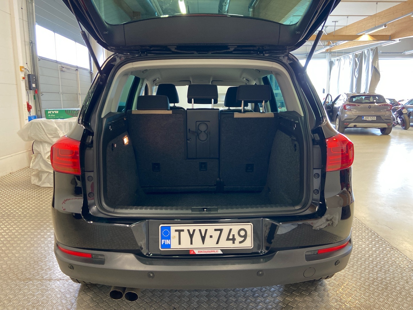 VOLKSWAGEN Tiguan 2012