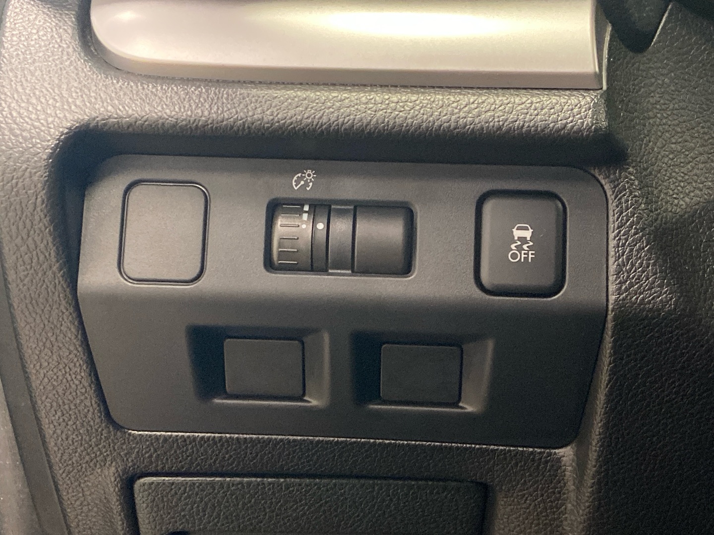 SUBARU Forester 2014