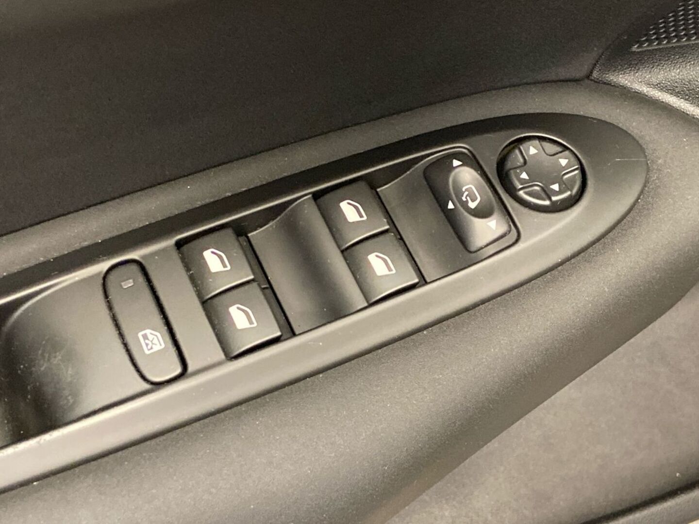 CITROEN C4 18