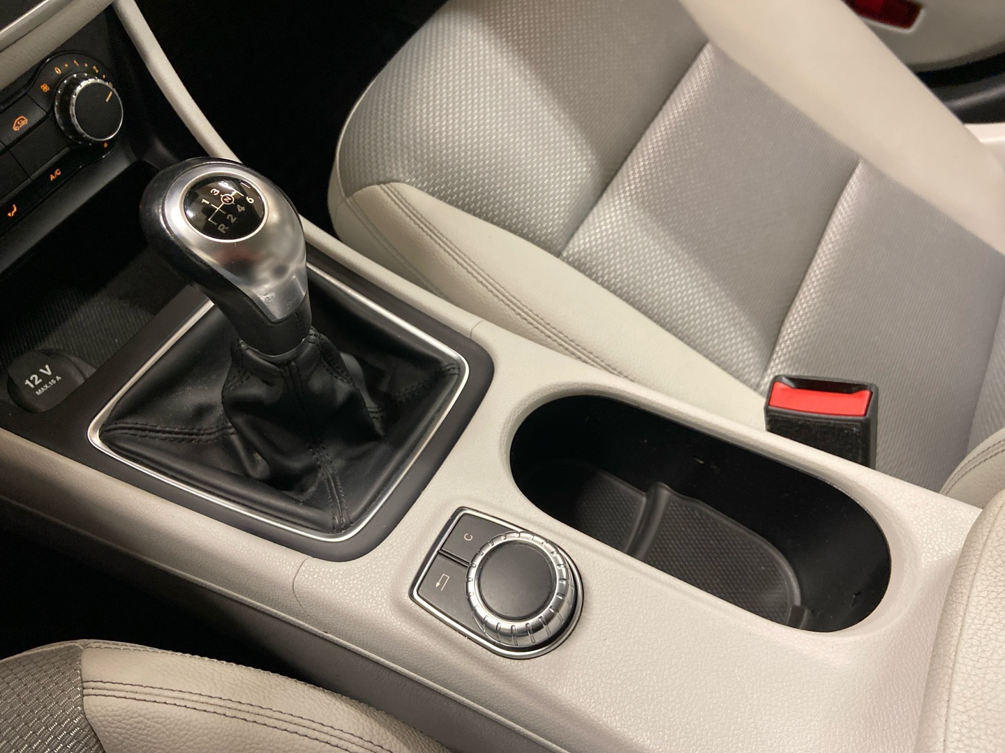 MERCEDES-BENZ CLA 2015