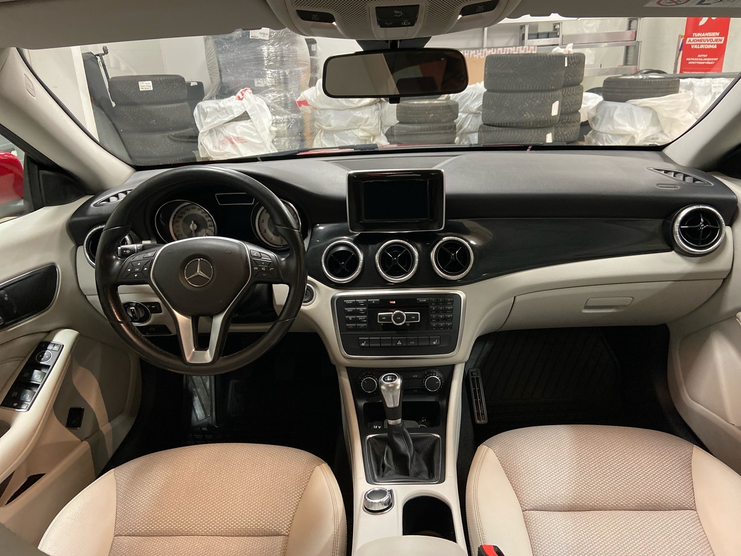 MERCEDES-BENZ CLA 2015