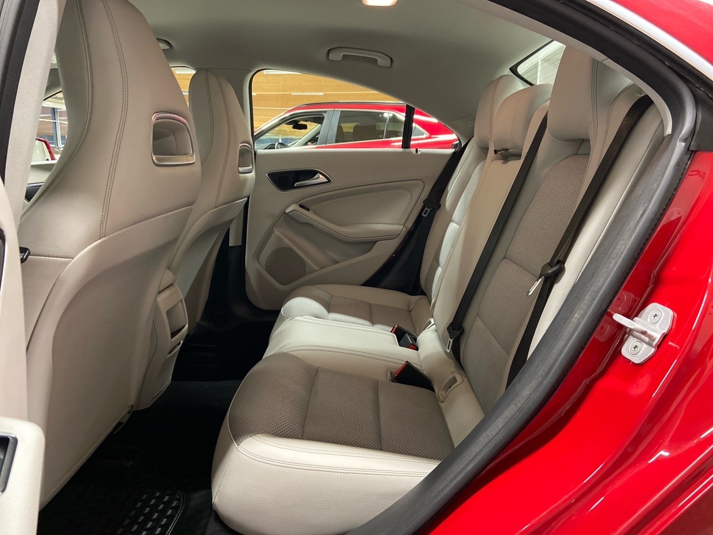 MERCEDES-BENZ CLA 2015