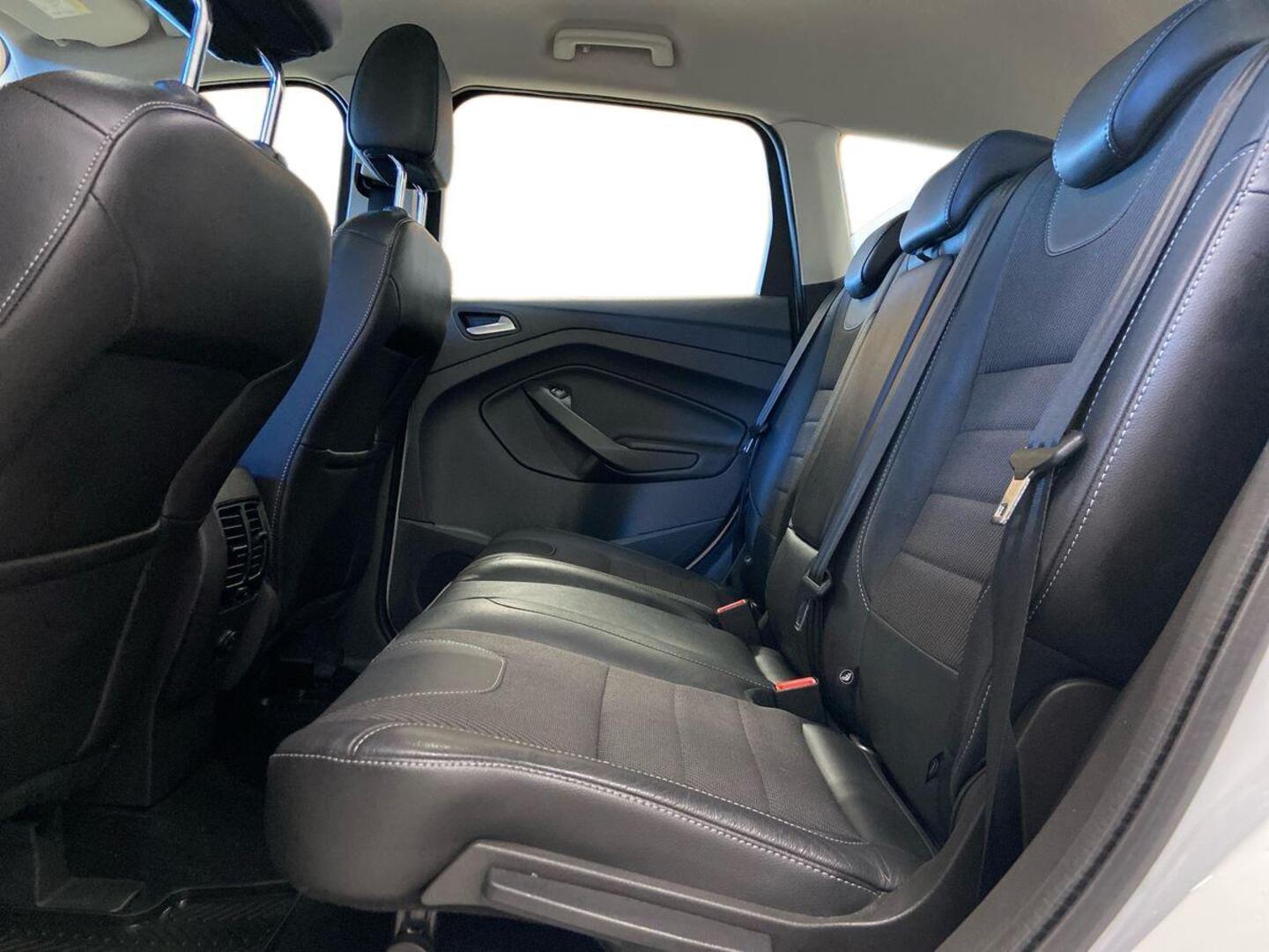 FORD Kuga 2016