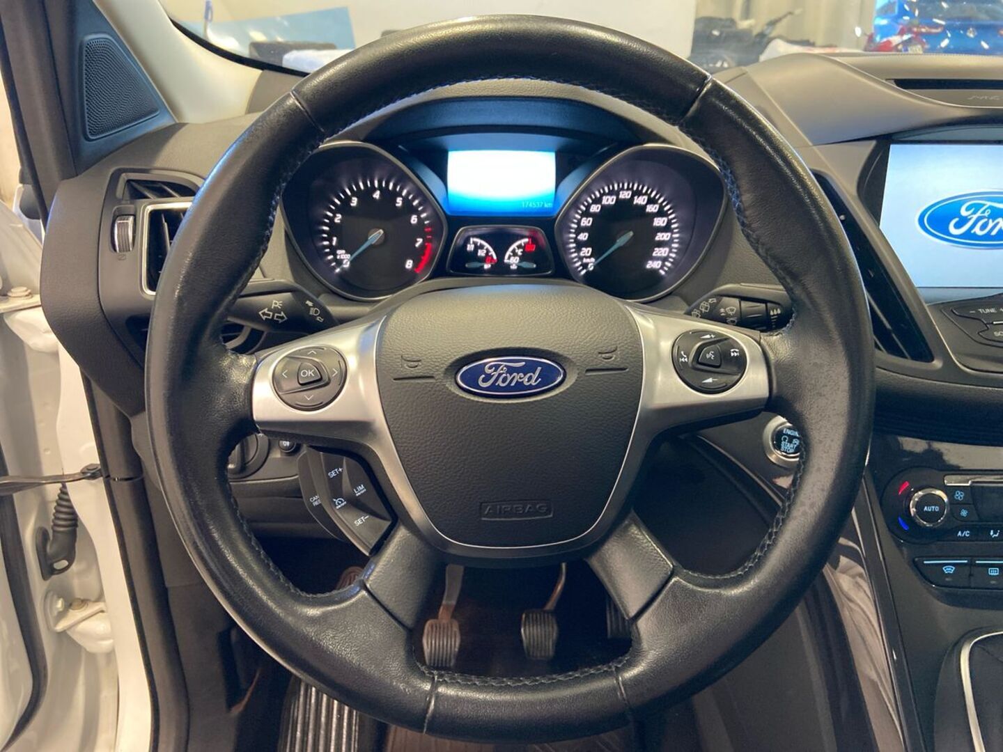 FORD Kuga 2016