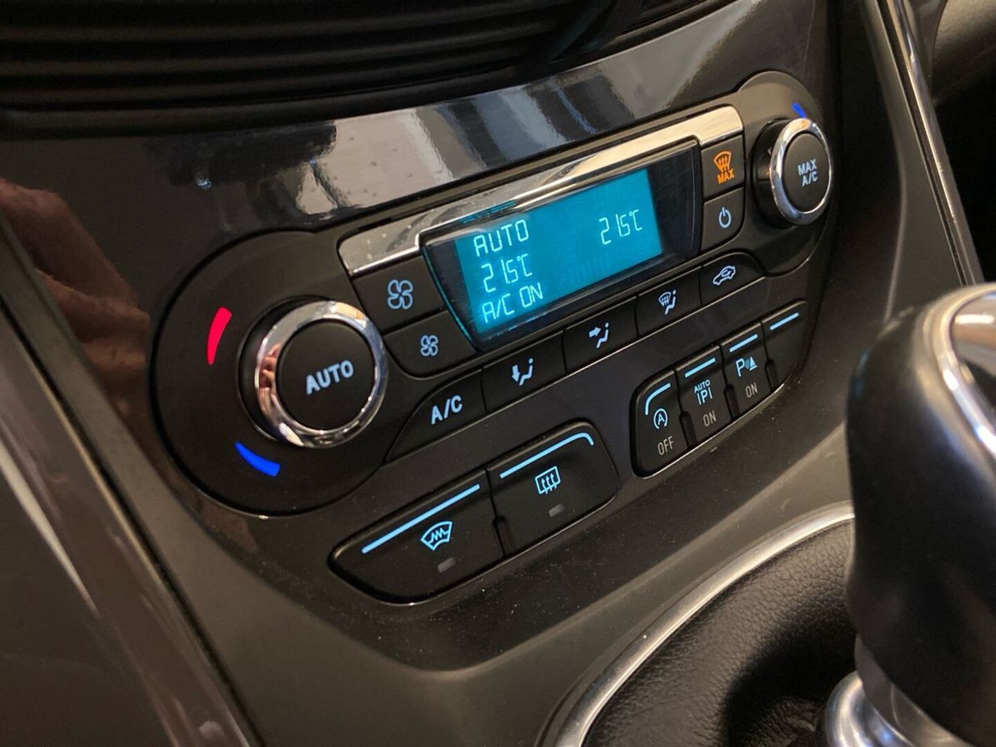 FORD Kuga 2016