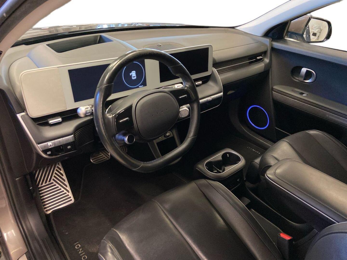 HYUNDAI IONIQ 5 7