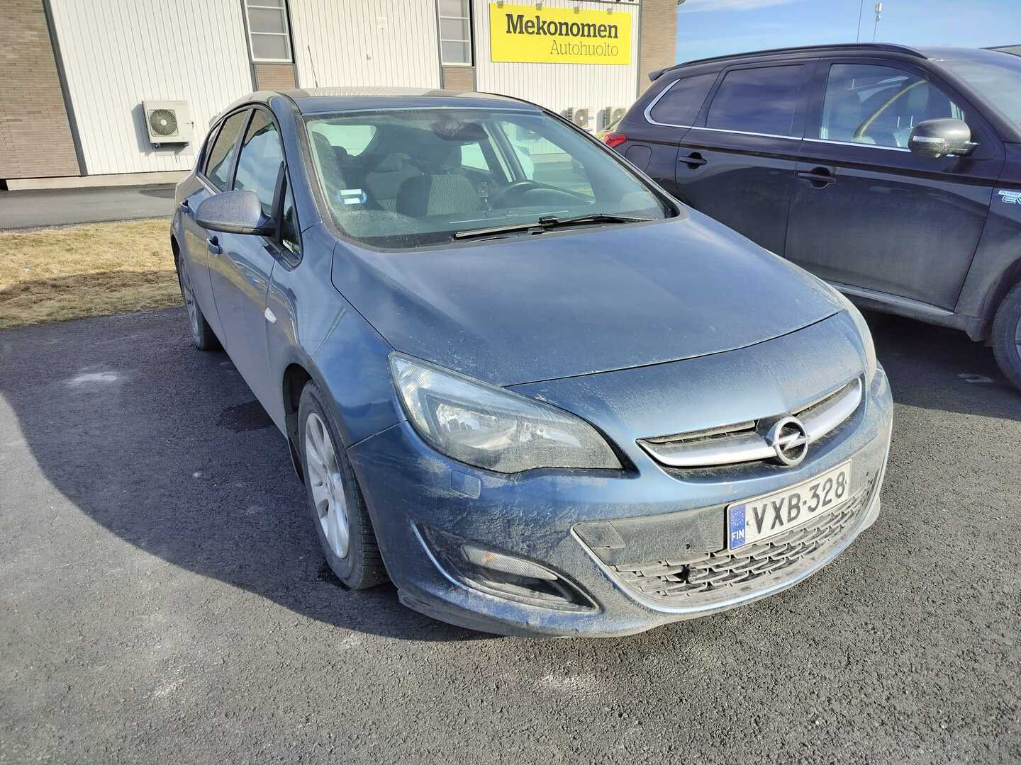 OPEL Astra 2013