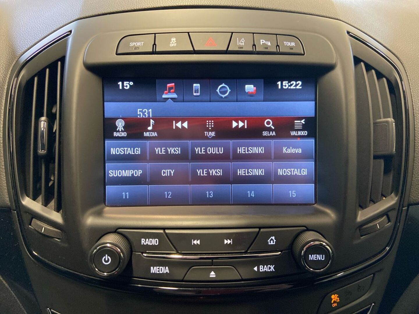 OPEL Insignia 23