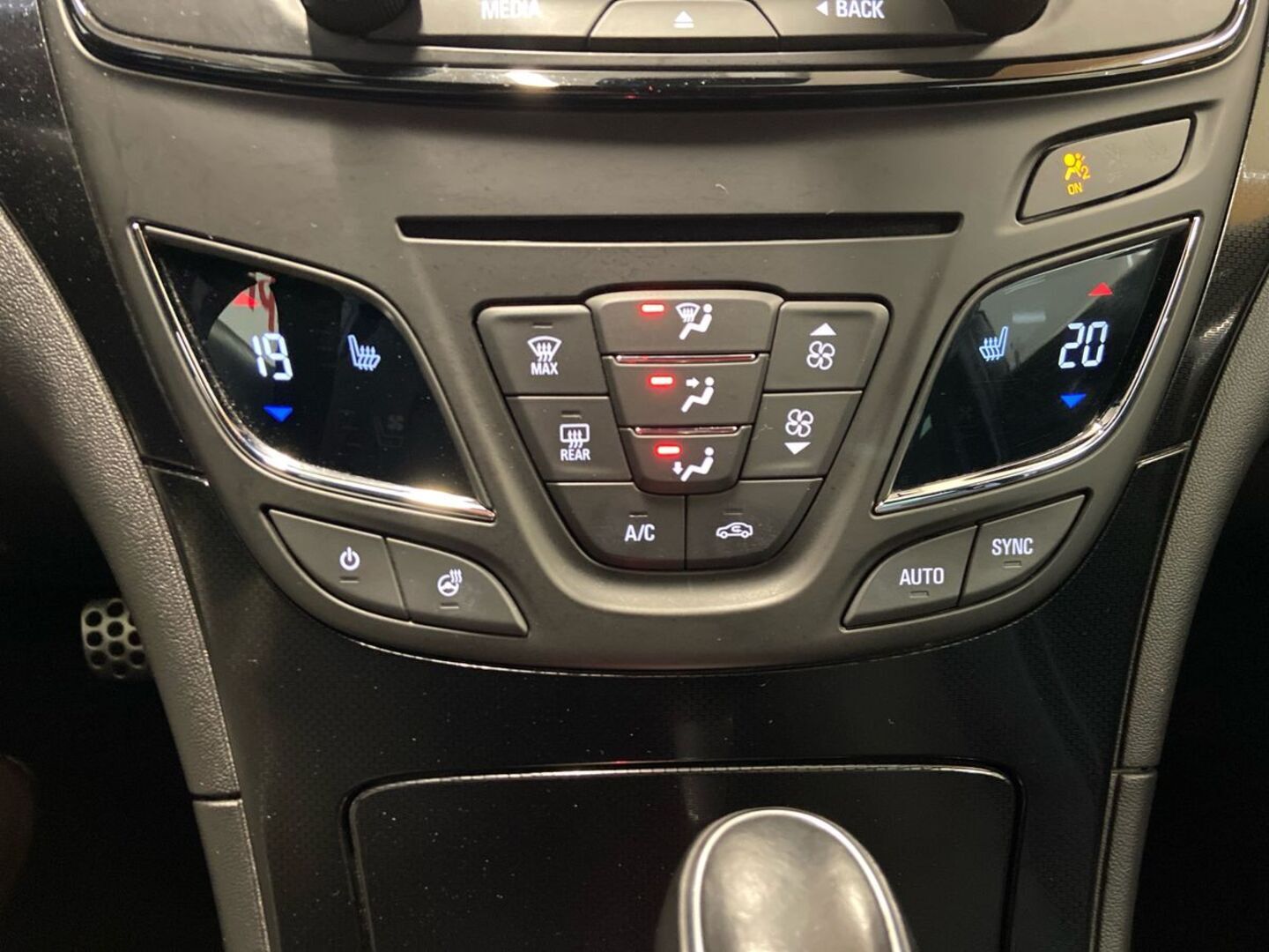 OPEL Insignia 25