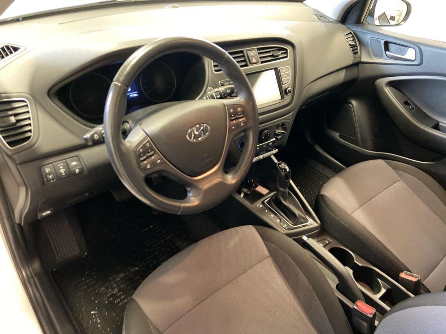 HYUNDAI i20 Hatchback 7