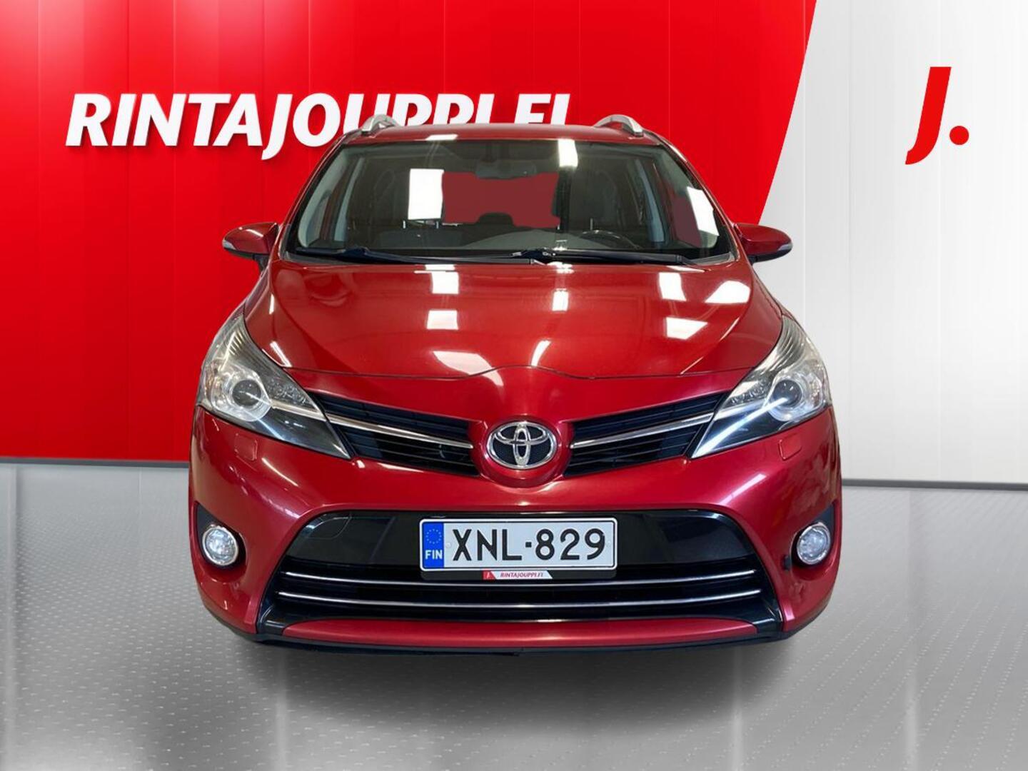TOYOTA Verso 2014