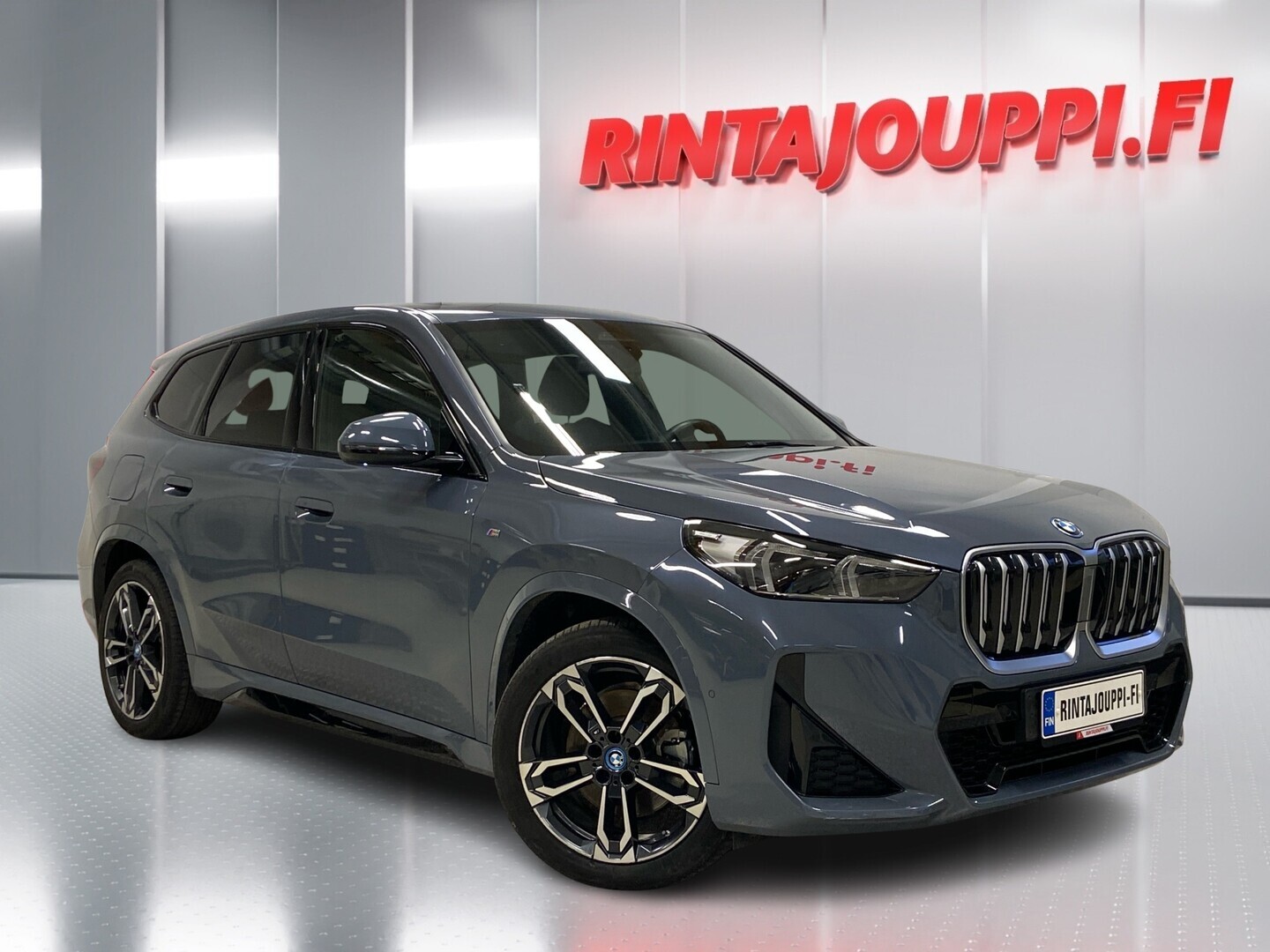 BMW iX1 2024