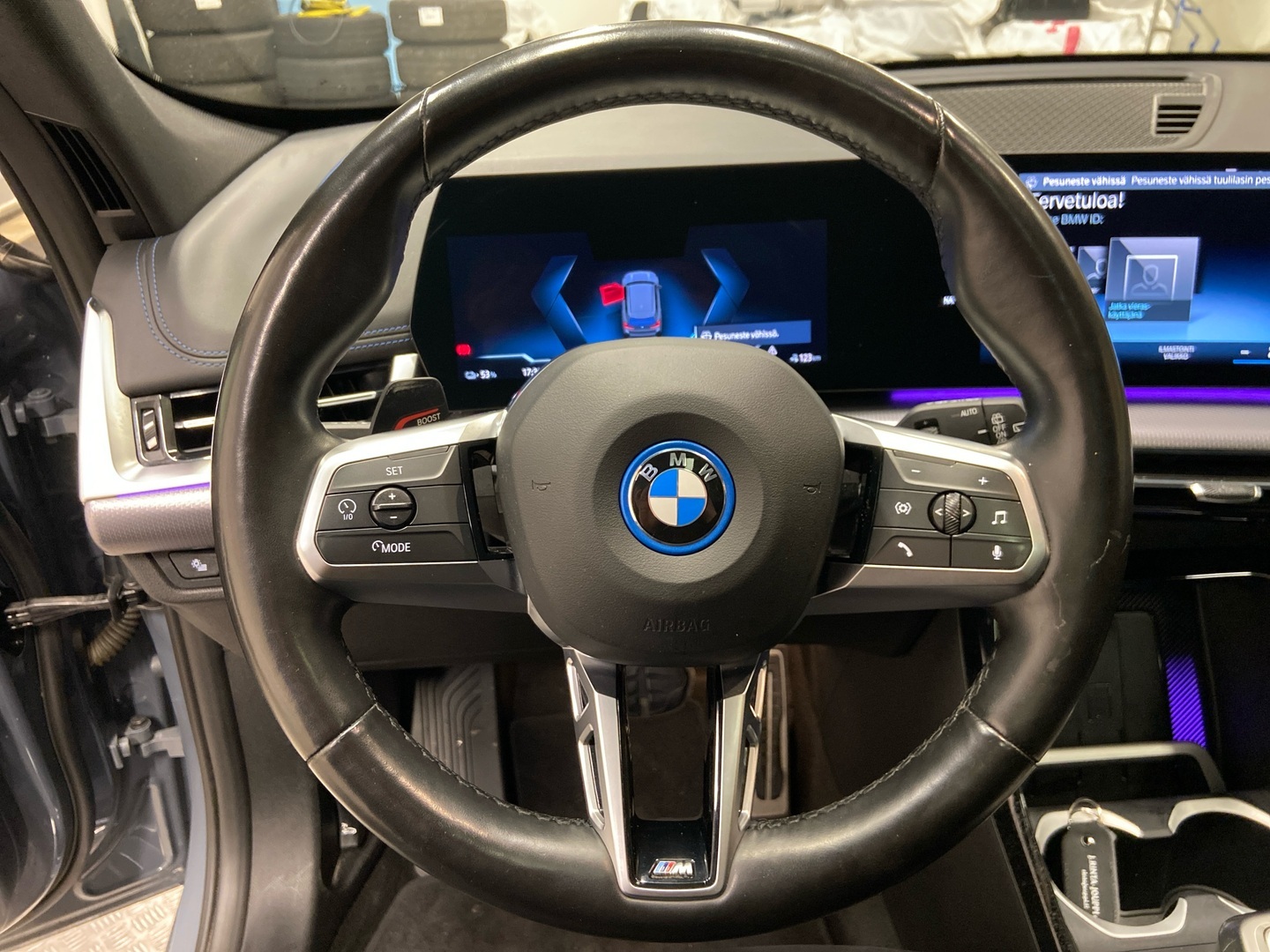 BMW iX1 2024