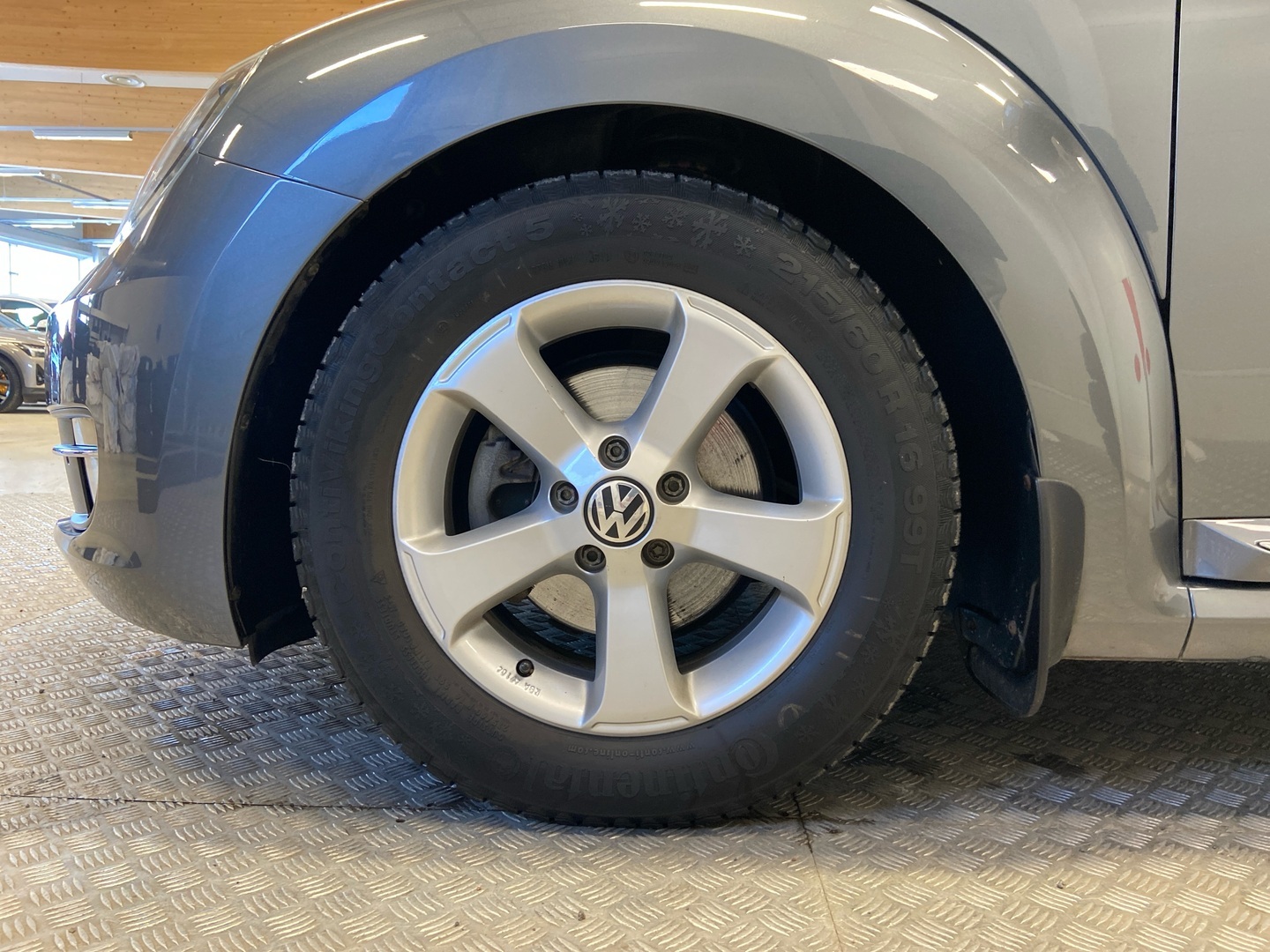 VOLKSWAGEN Beetle 2013