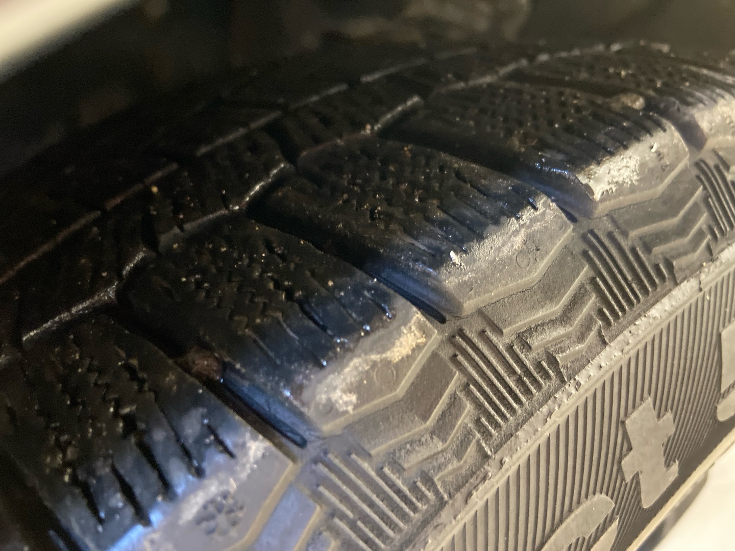 VOLKSWAGEN Beetle 2013