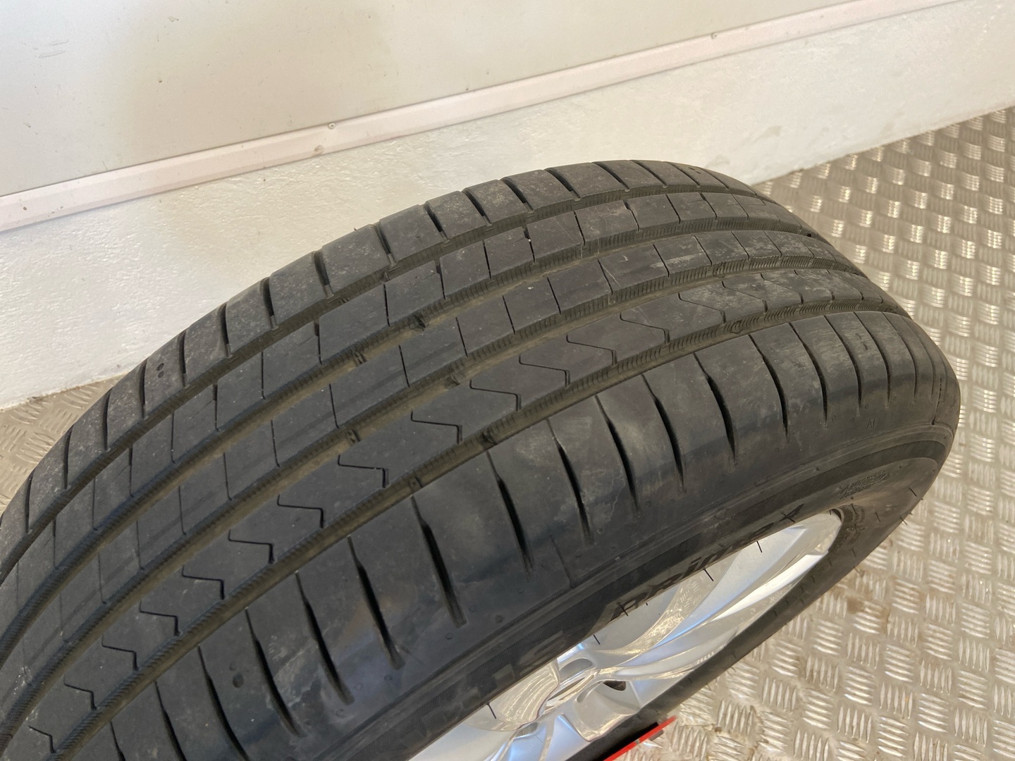 VOLKSWAGEN Beetle 2013