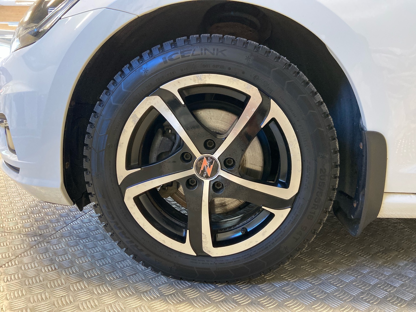 VOLKSWAGEN Golf 2019