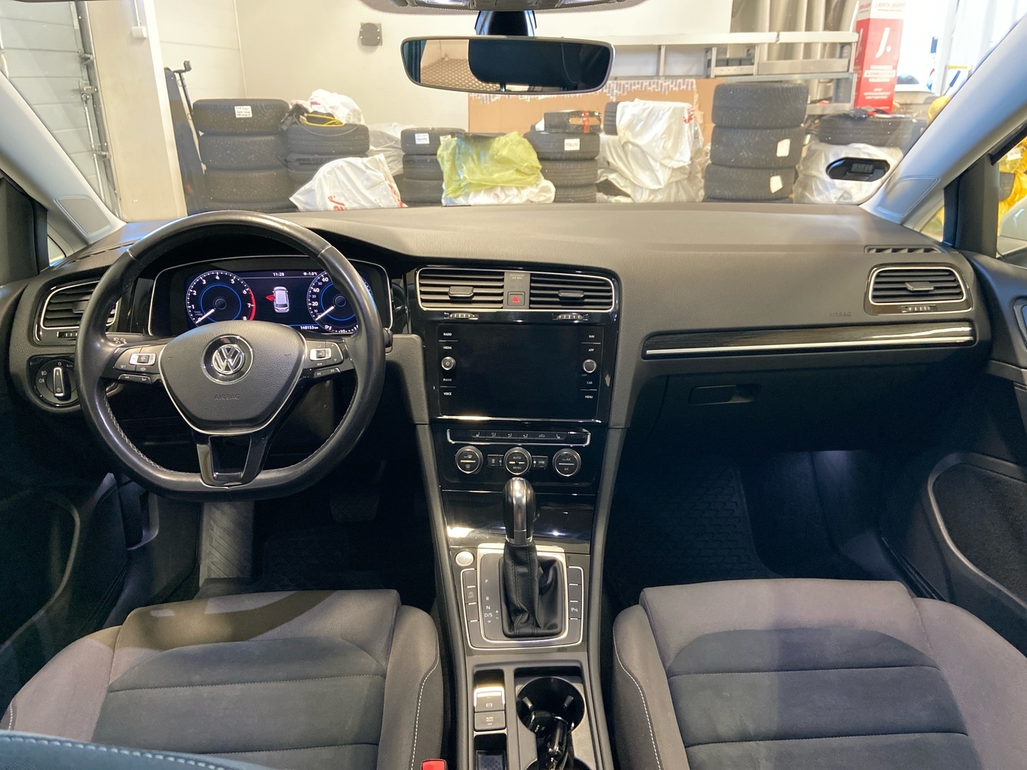 VOLKSWAGEN Golf 2019