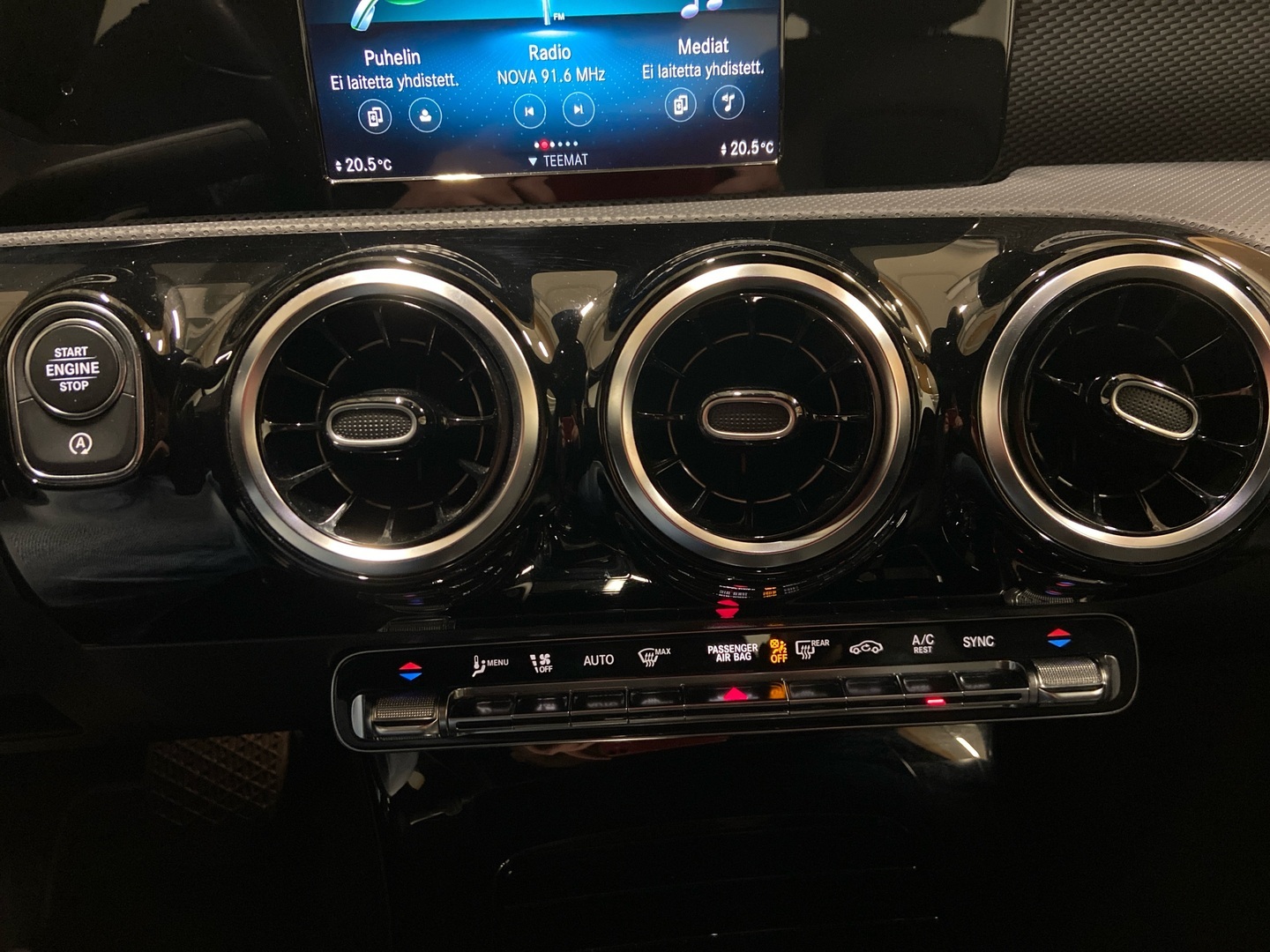 MERCEDES-BENZ CLA 2020