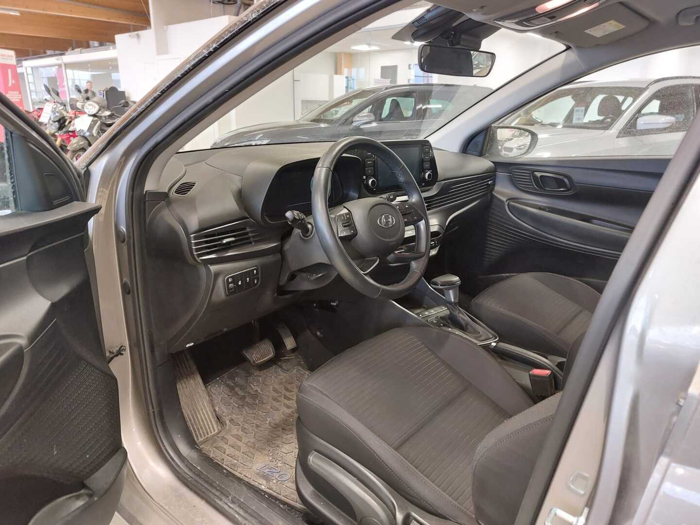 HYUNDAI i20 Hatchback 2021