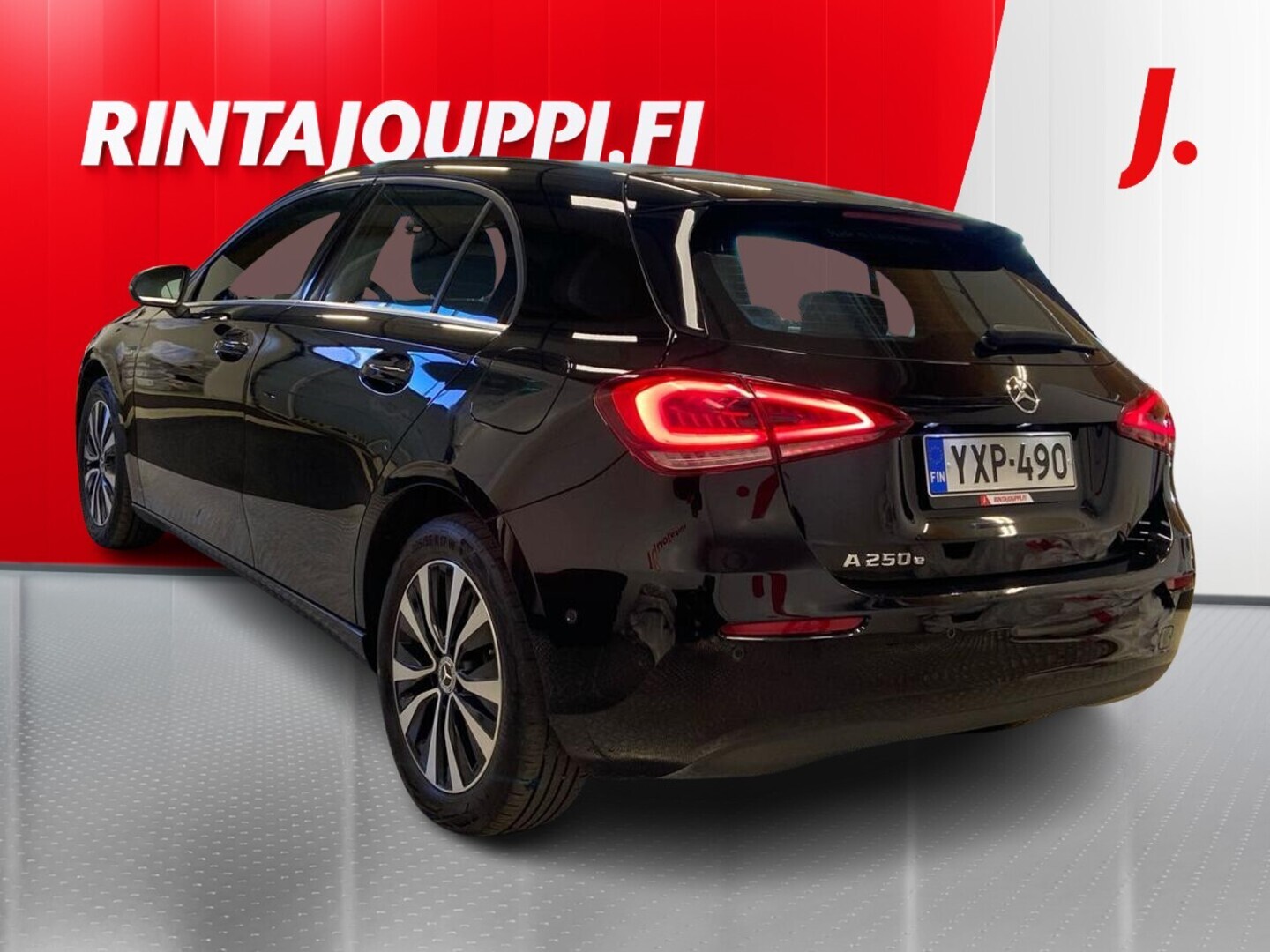 MERCEDES-BENZ A 2