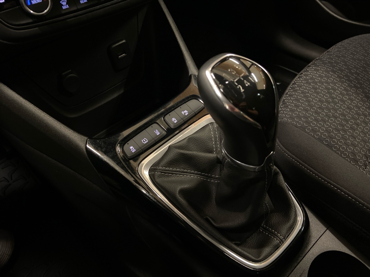 OPEL Crossland X 2018