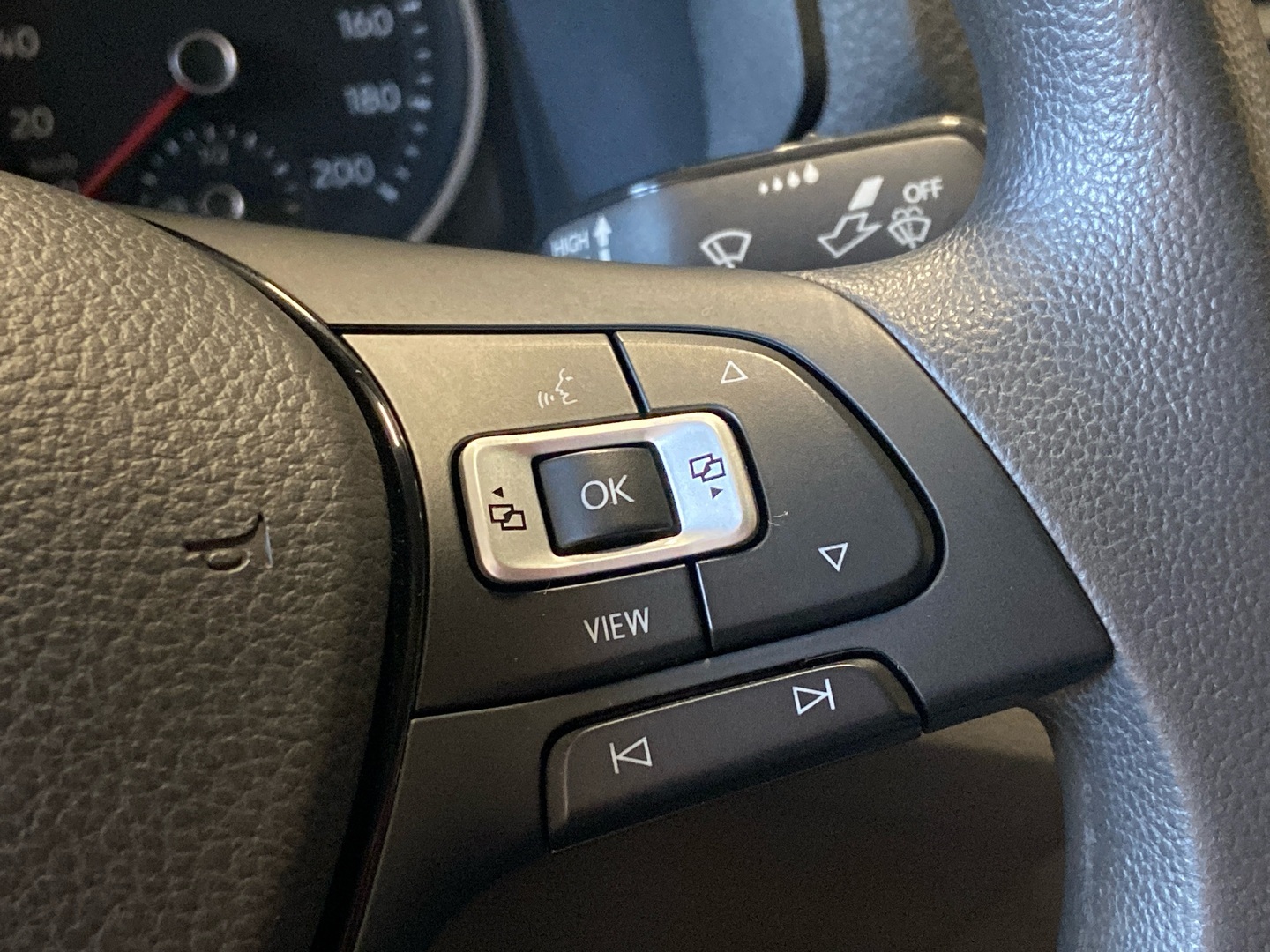 VOLKSWAGEN Crafter 2021