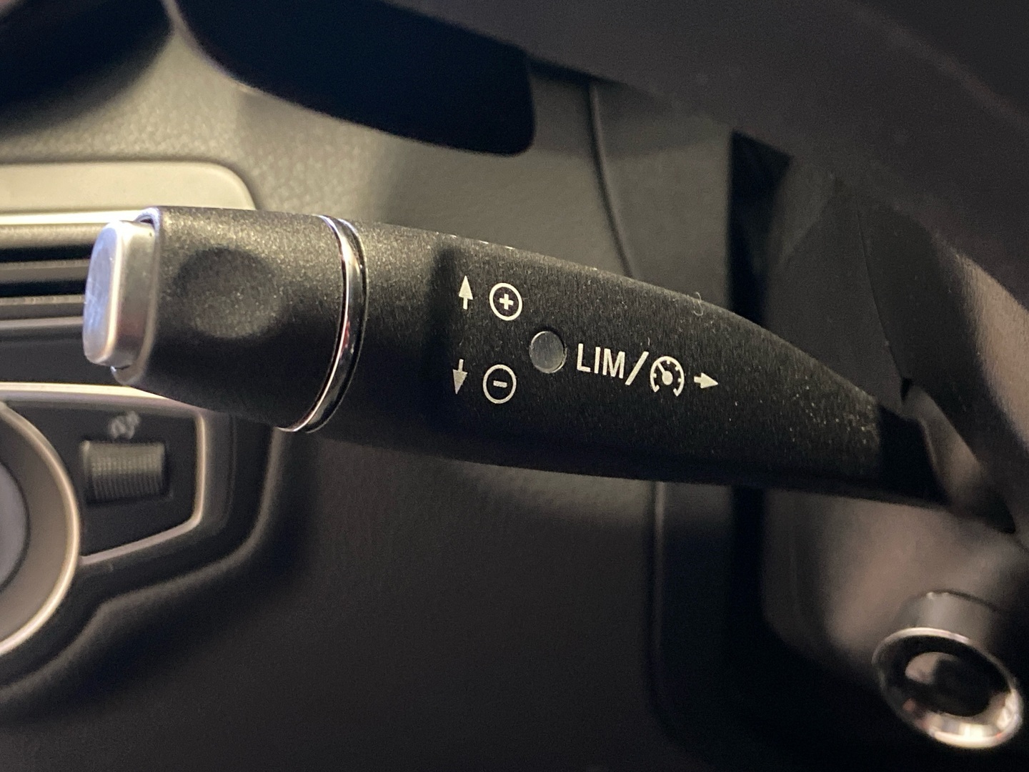 MERCEDES-BENZ C 2018