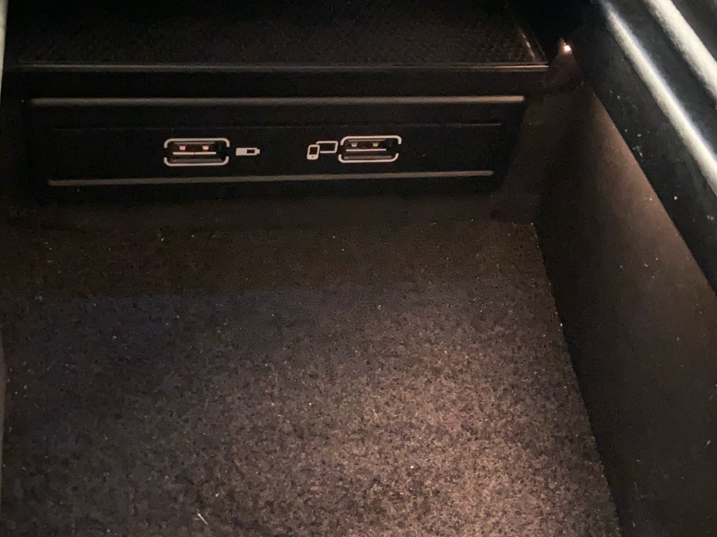 MERCEDES-BENZ C 2018