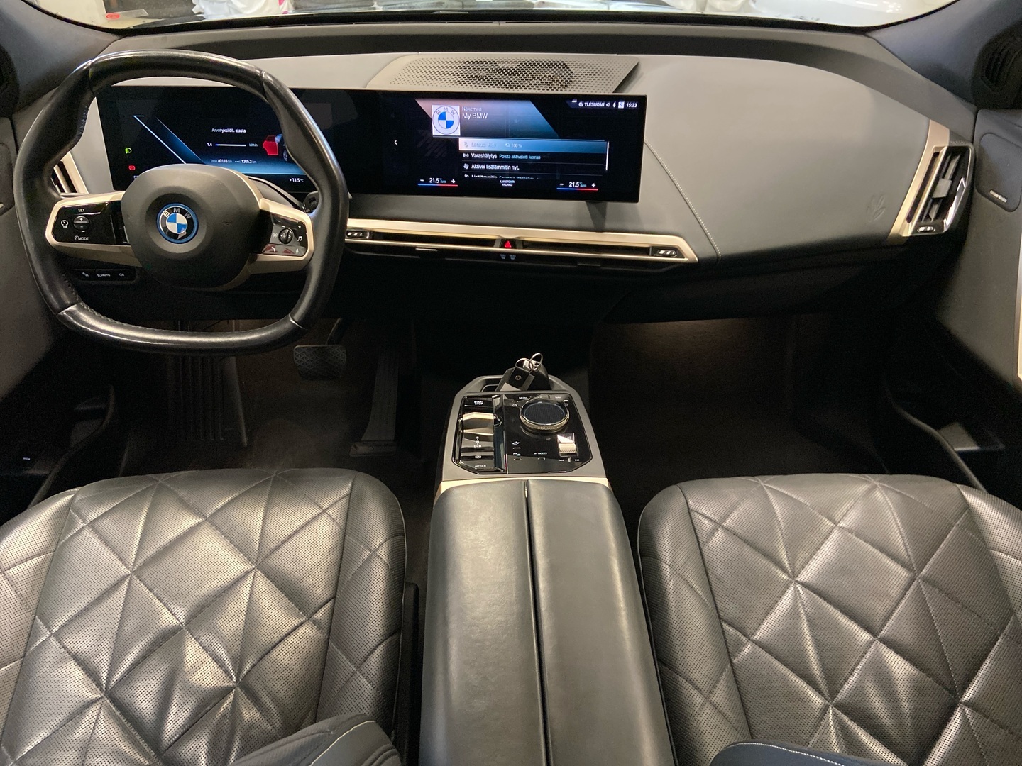 BMW iX 2023