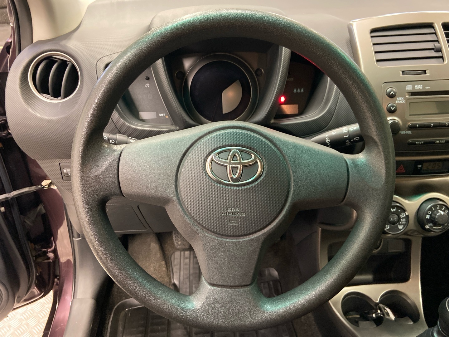 TOYOTA Urban Cruiser 2012