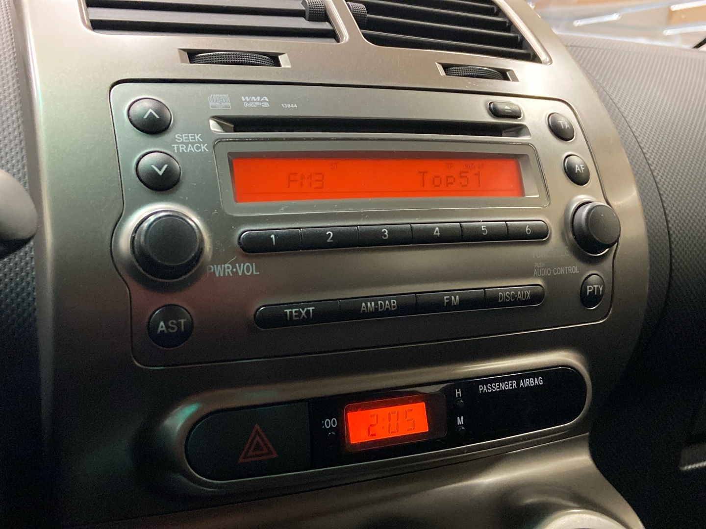 TOYOTA Urban Cruiser 2012