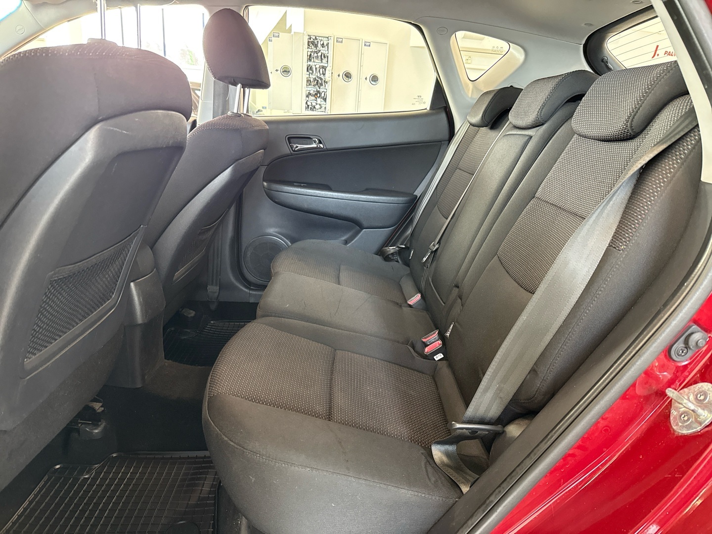 HYUNDAI i30 2010