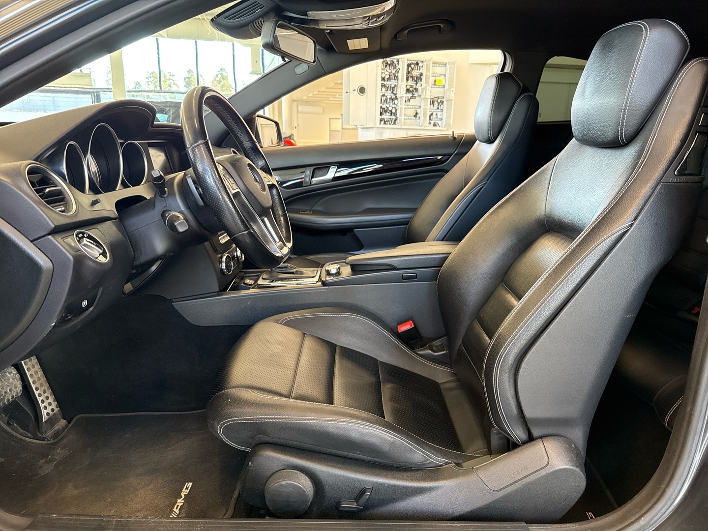 MERCEDES-BENZ C 2011