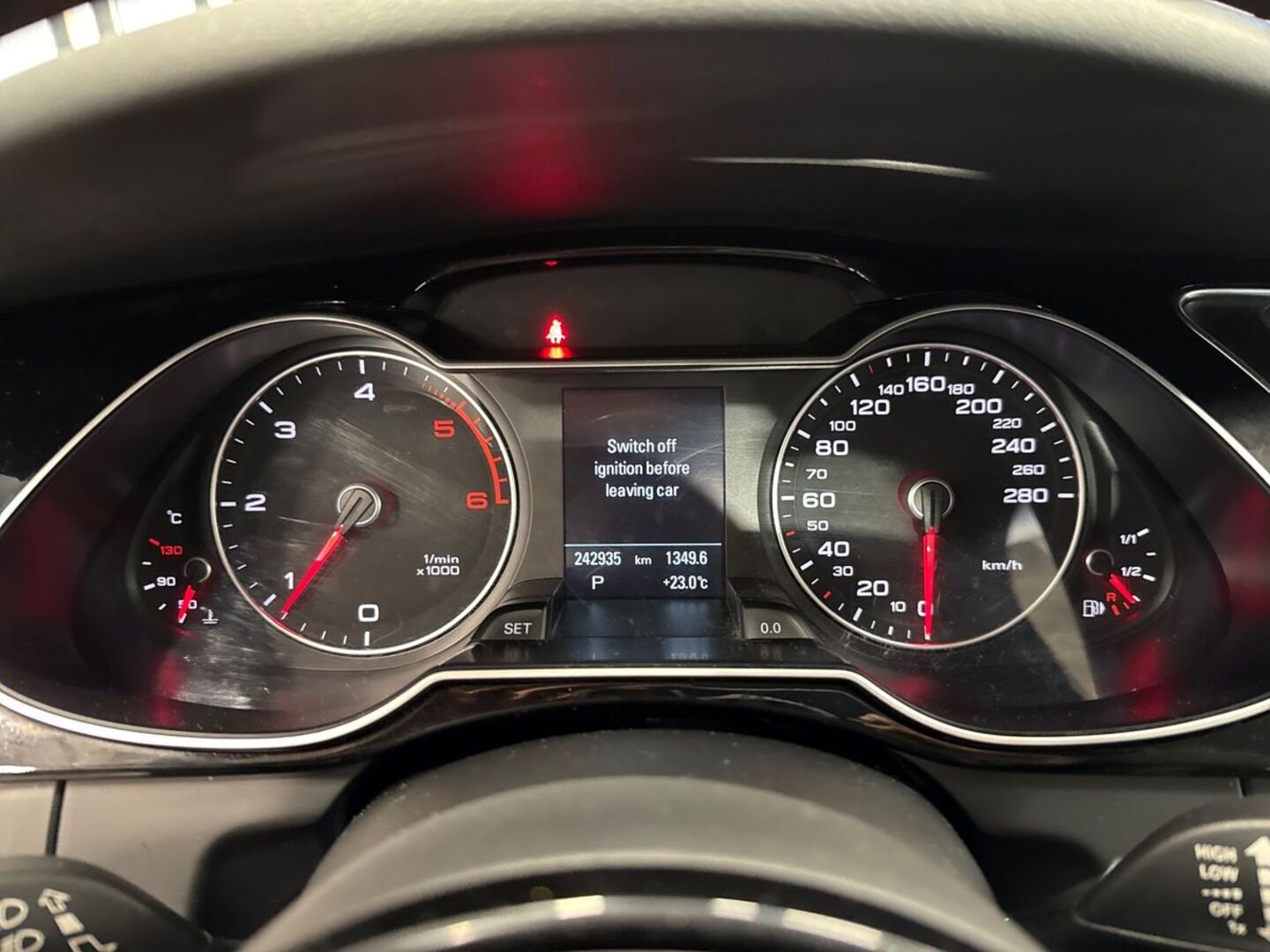 AUDI A4 ALLROAD 18