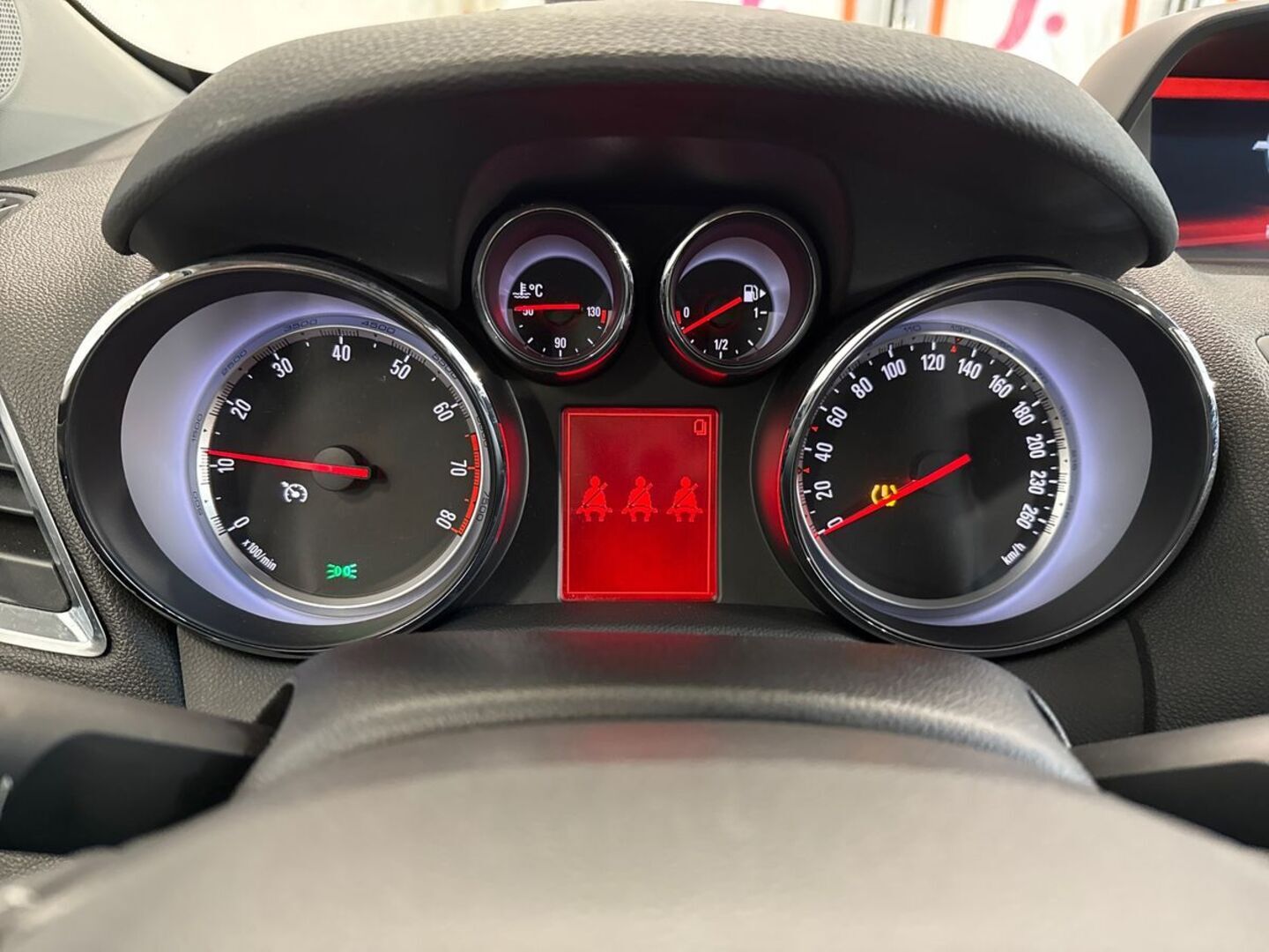 OPEL Mokka 2015