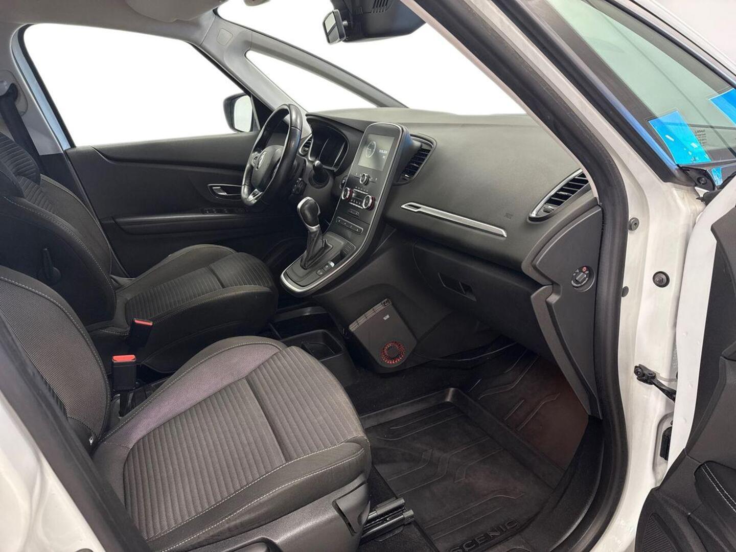 RENAULT Grand Scenic 2017
