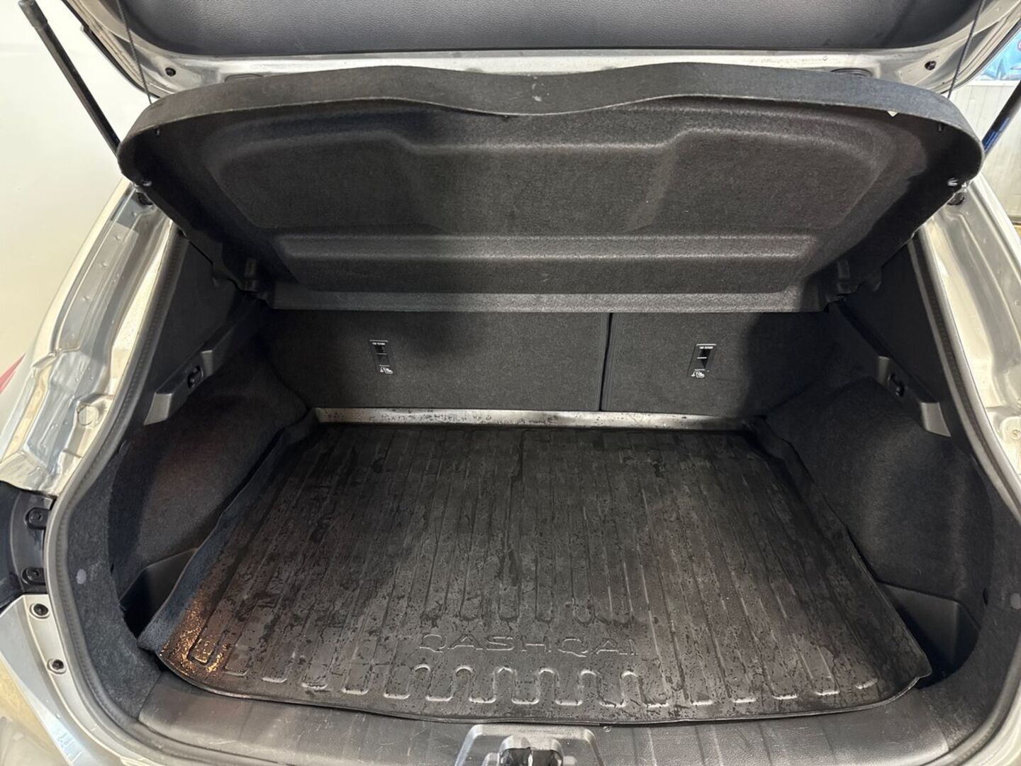 NISSAN Qashqai 2018