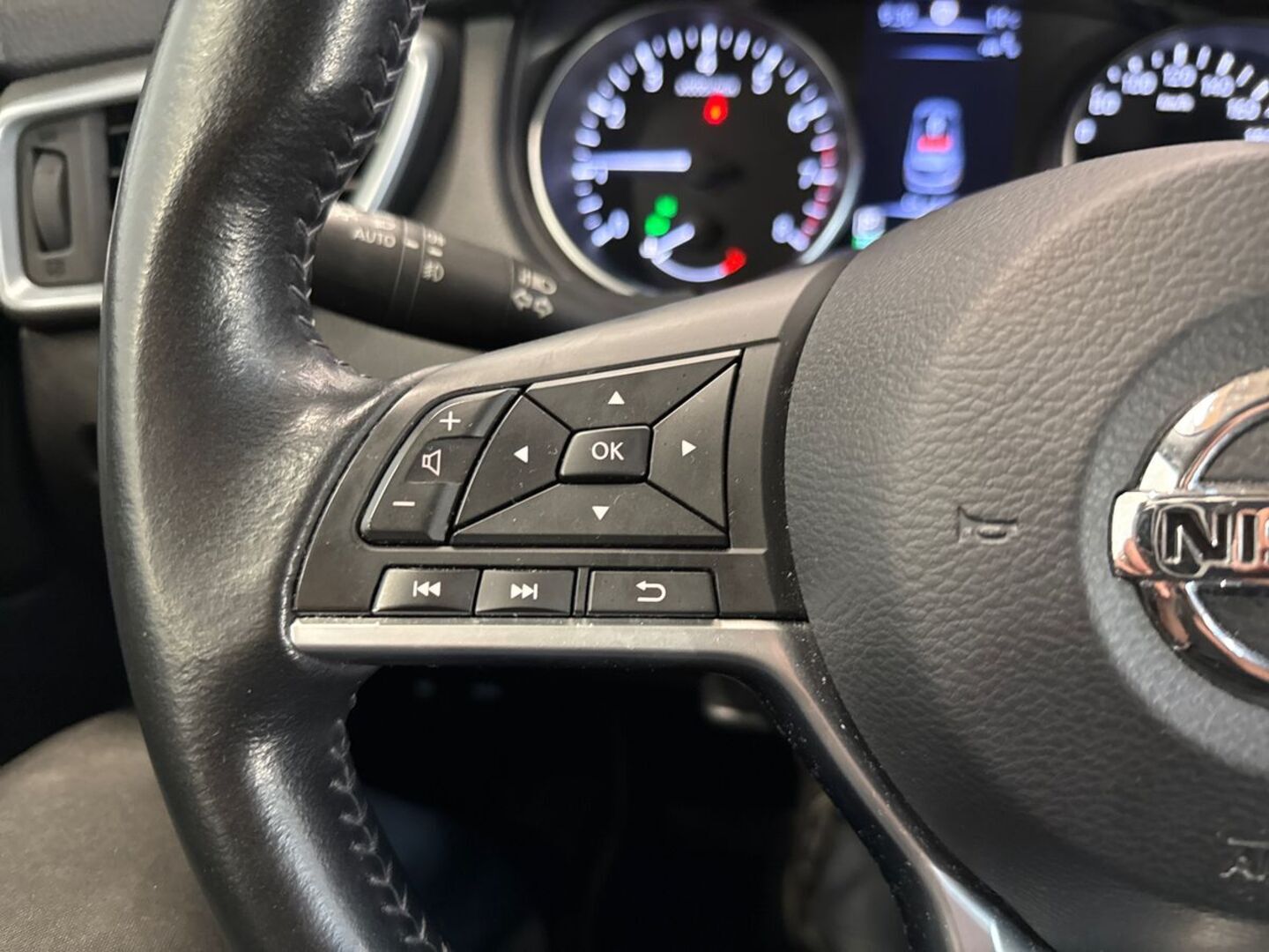 NISSAN Qashqai 2018