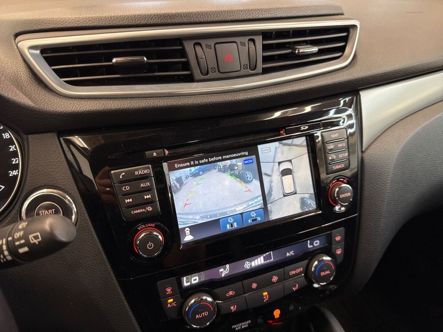 NISSAN Qashqai 2018