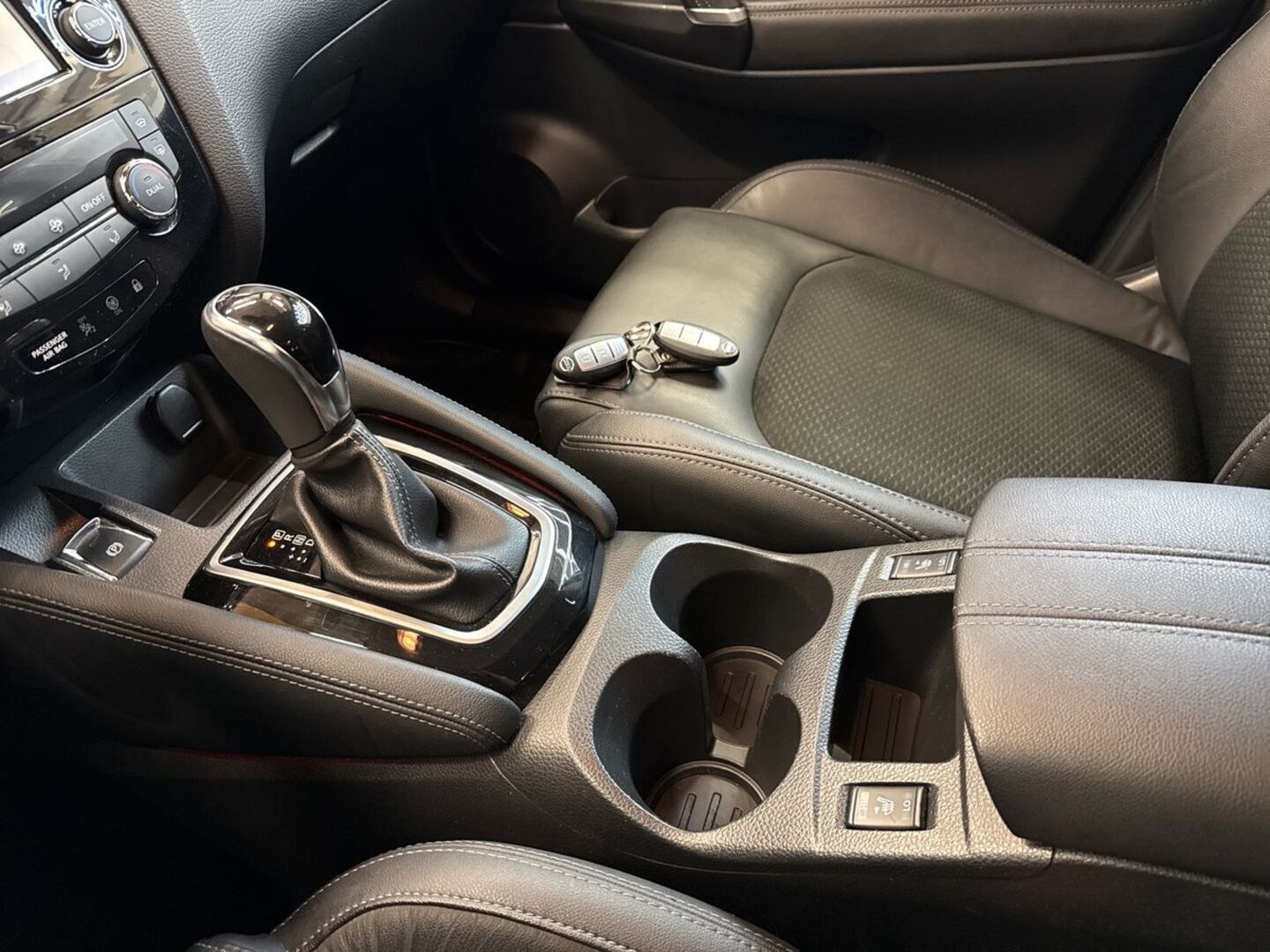 NISSAN Qashqai 2018