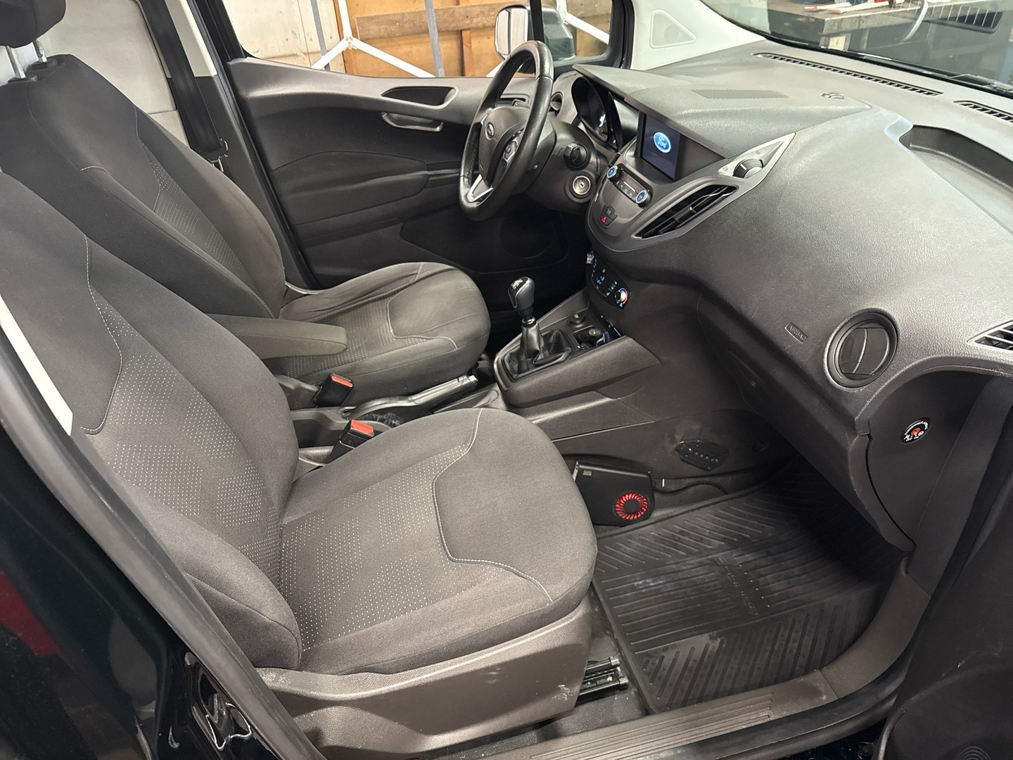 FORD Transit Courier 2019