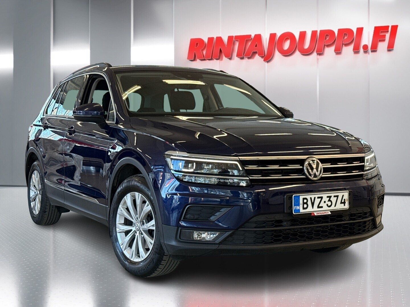 VOLKSWAGEN Tiguan 1