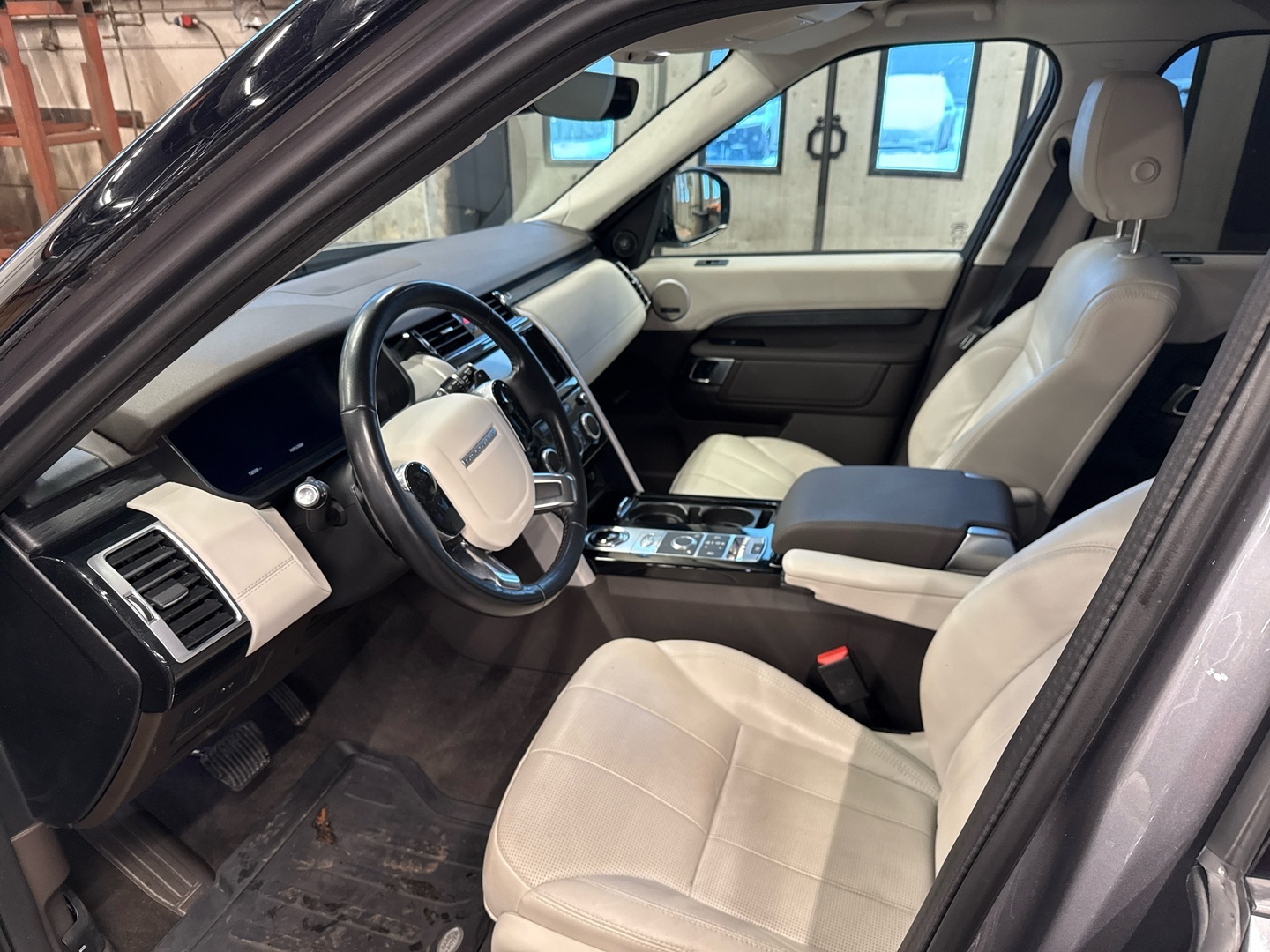 LAND ROVER Discovery 2020