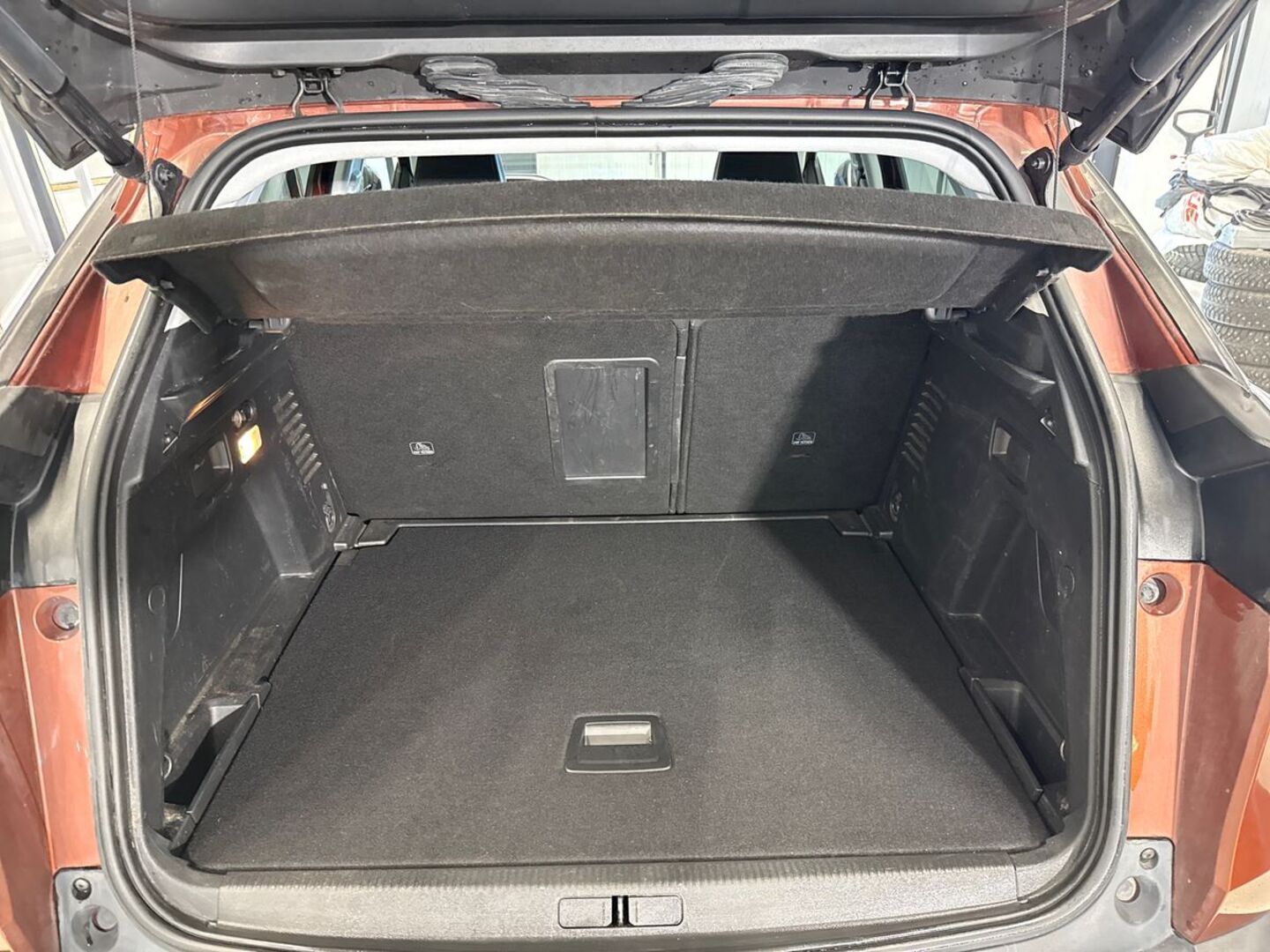 PEUGEOT 3008 2019