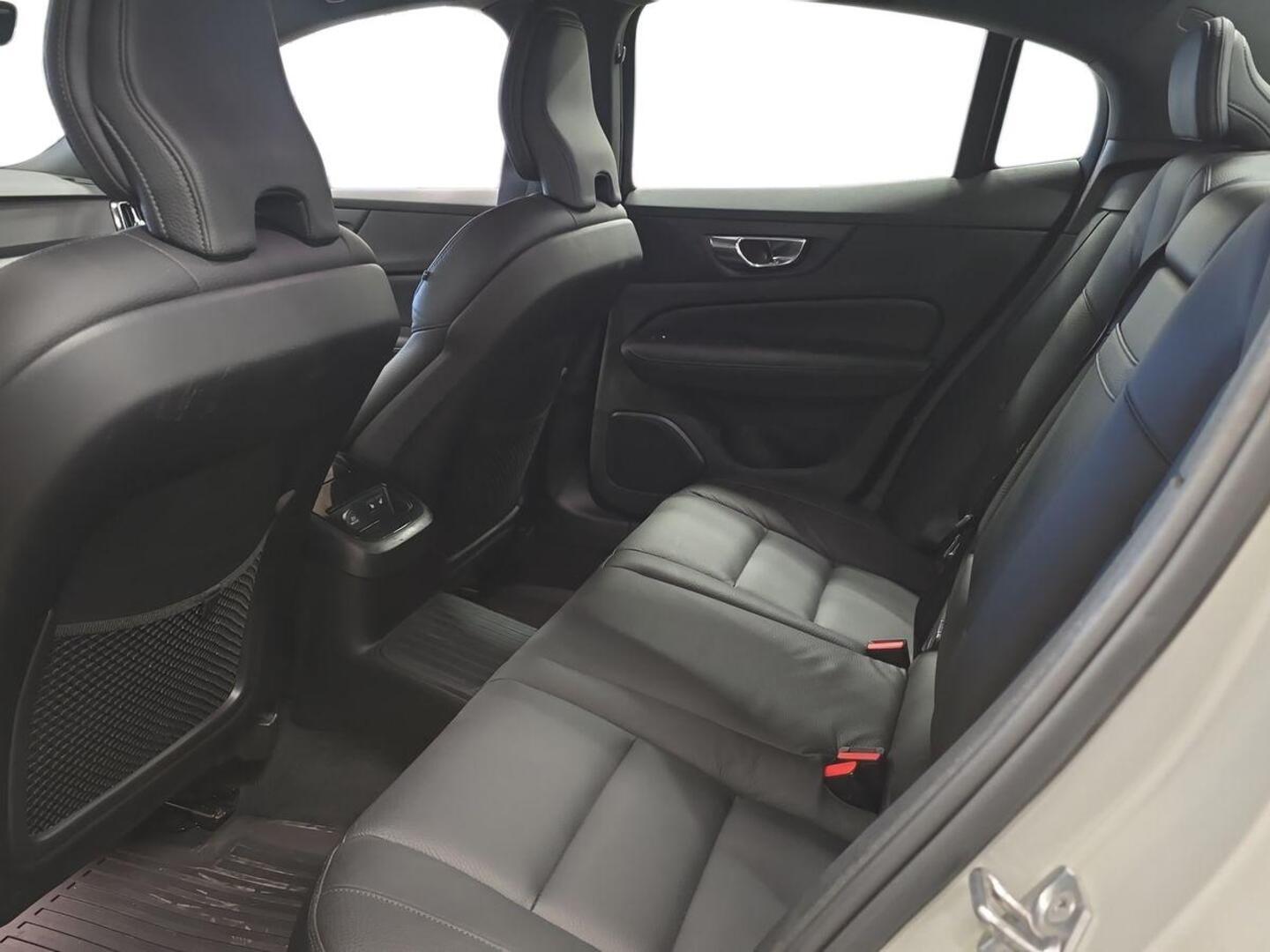 VOLVO S60 10
